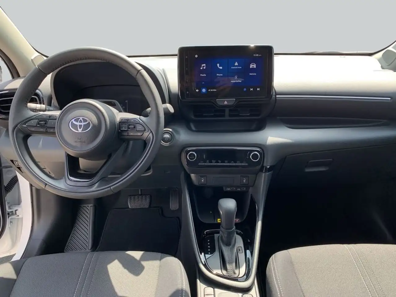 Toyota Yaris 2026 — фото 13