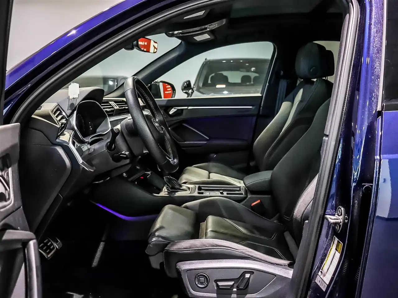 Audi Q3 снимка Audi Q3