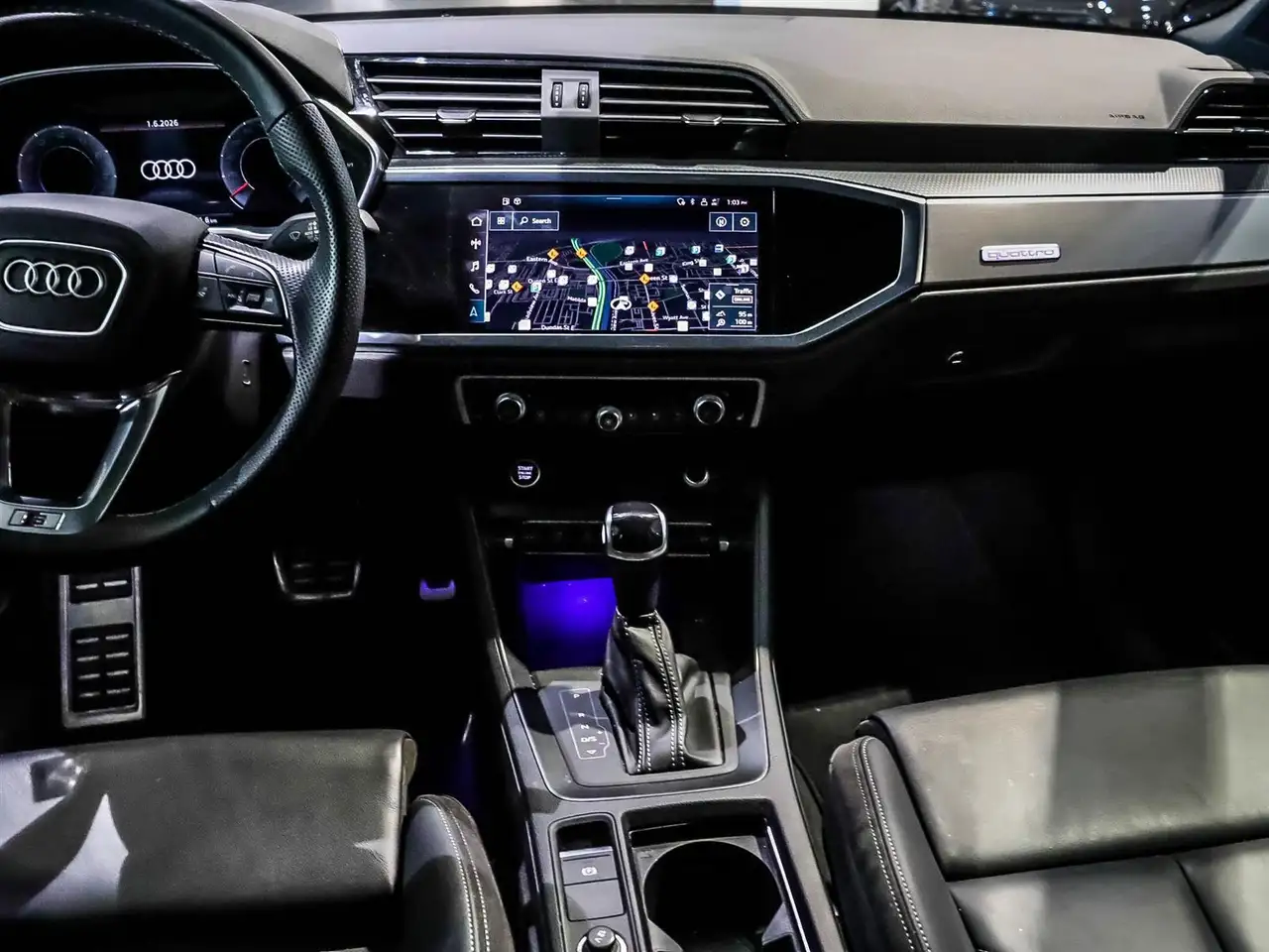 Audi Q3 снимка Audi Q3