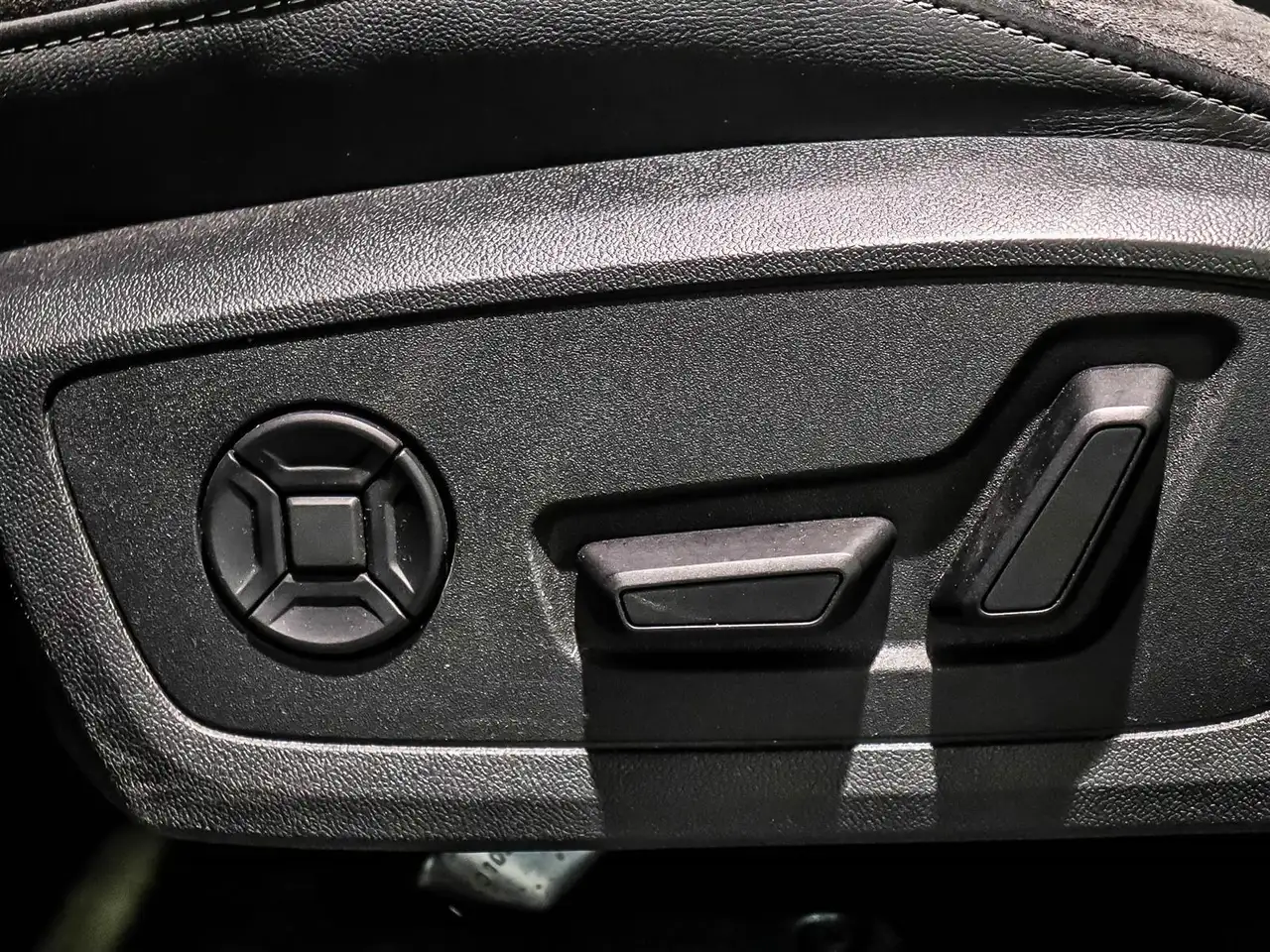 Audi Q3 снимка Audi Q3