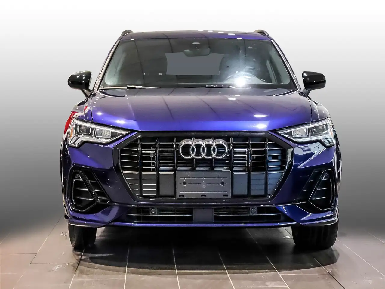 Audi Q3 снимка Audi Q3