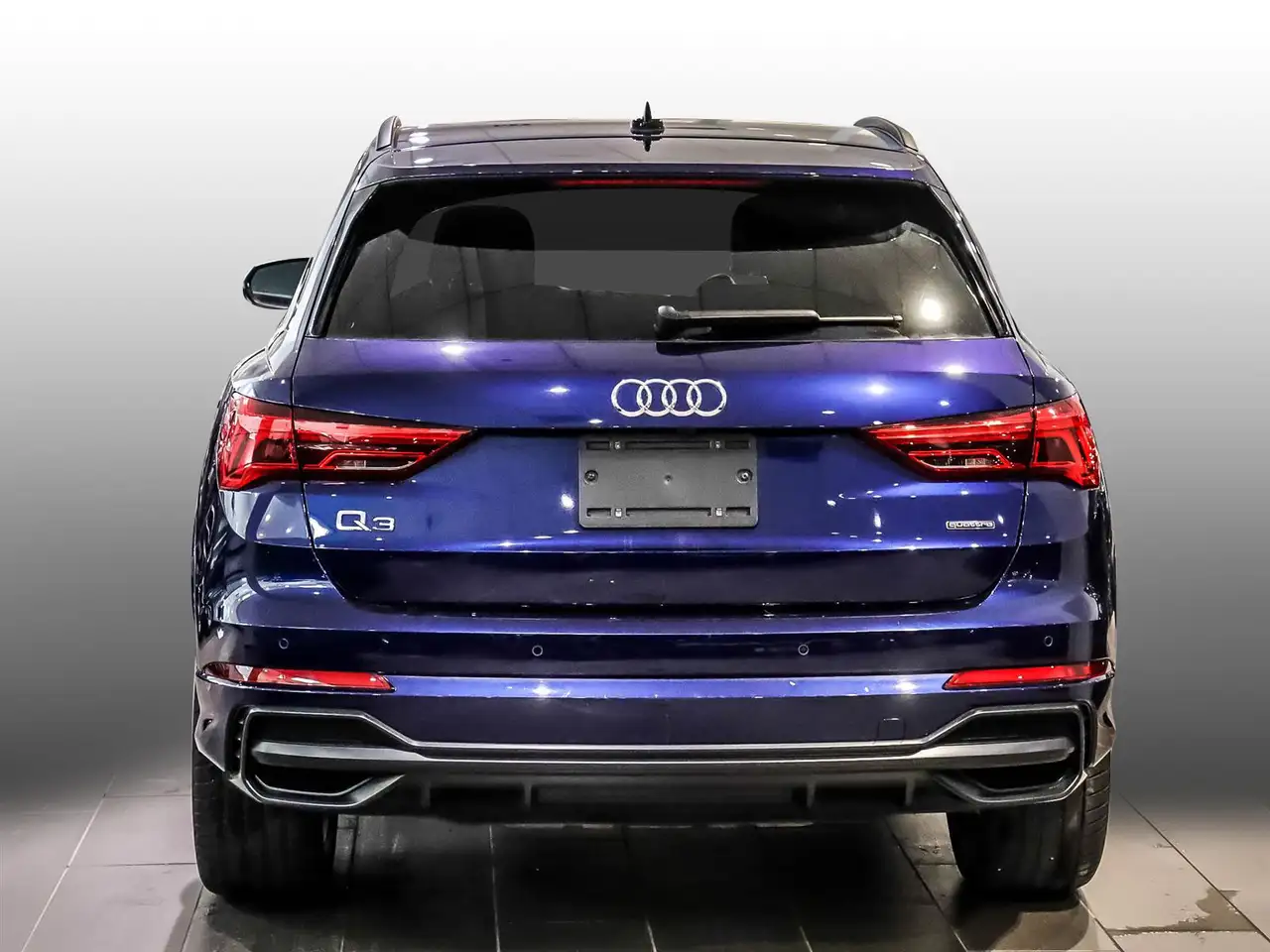 Audi Q3 снимка Audi Q3