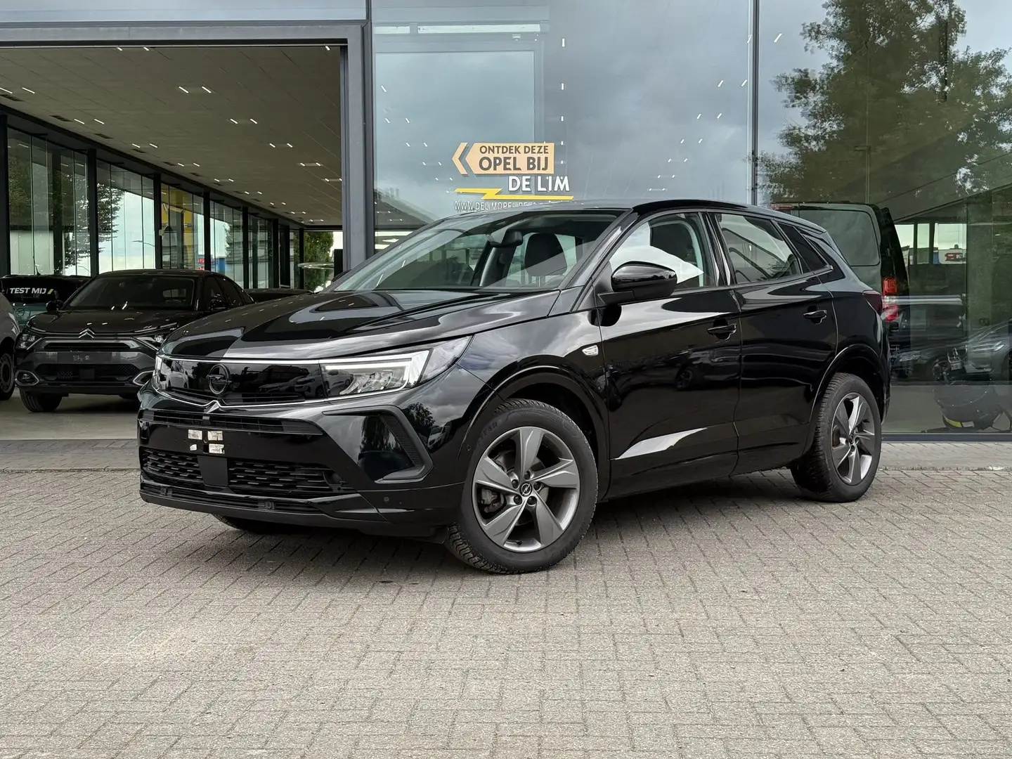 Opel Grandland GS 1.2T Automaat *CarPlay*Navi*Camera* Negro - 1