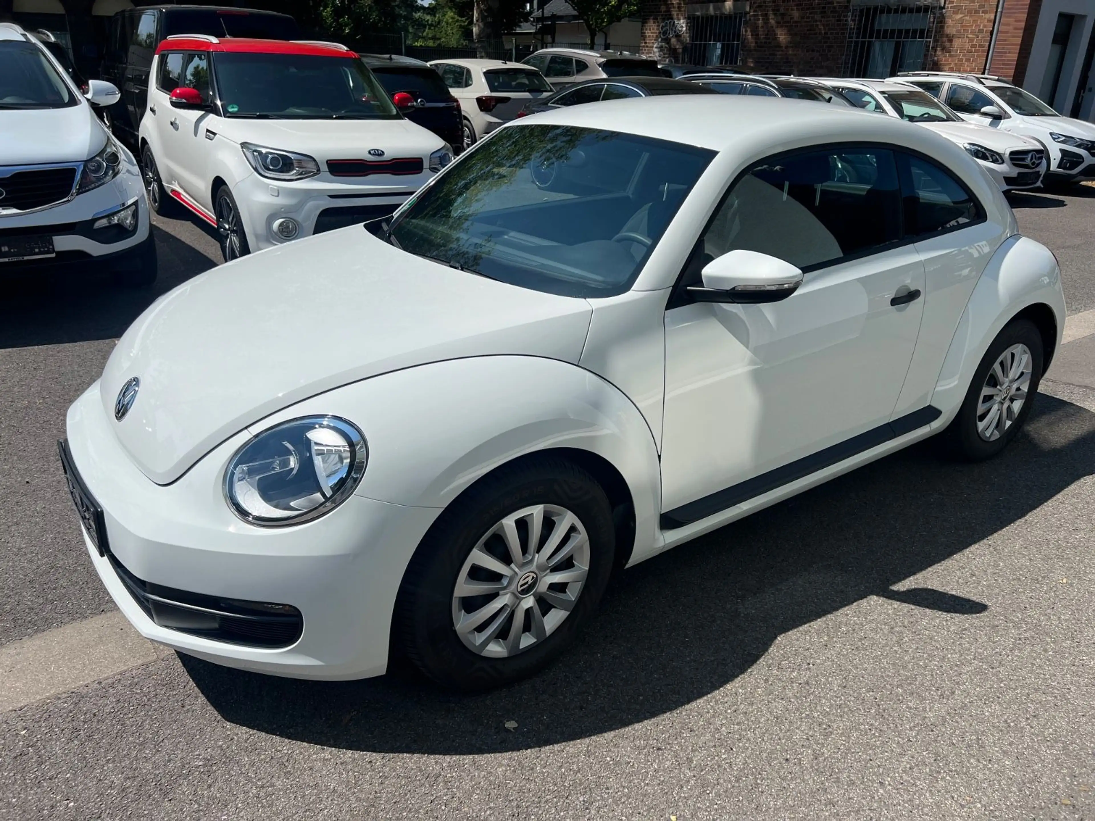 Volkswagen Beetle Lim."Klima"1.Hand"27.700 km"Tempomat" — photo 6