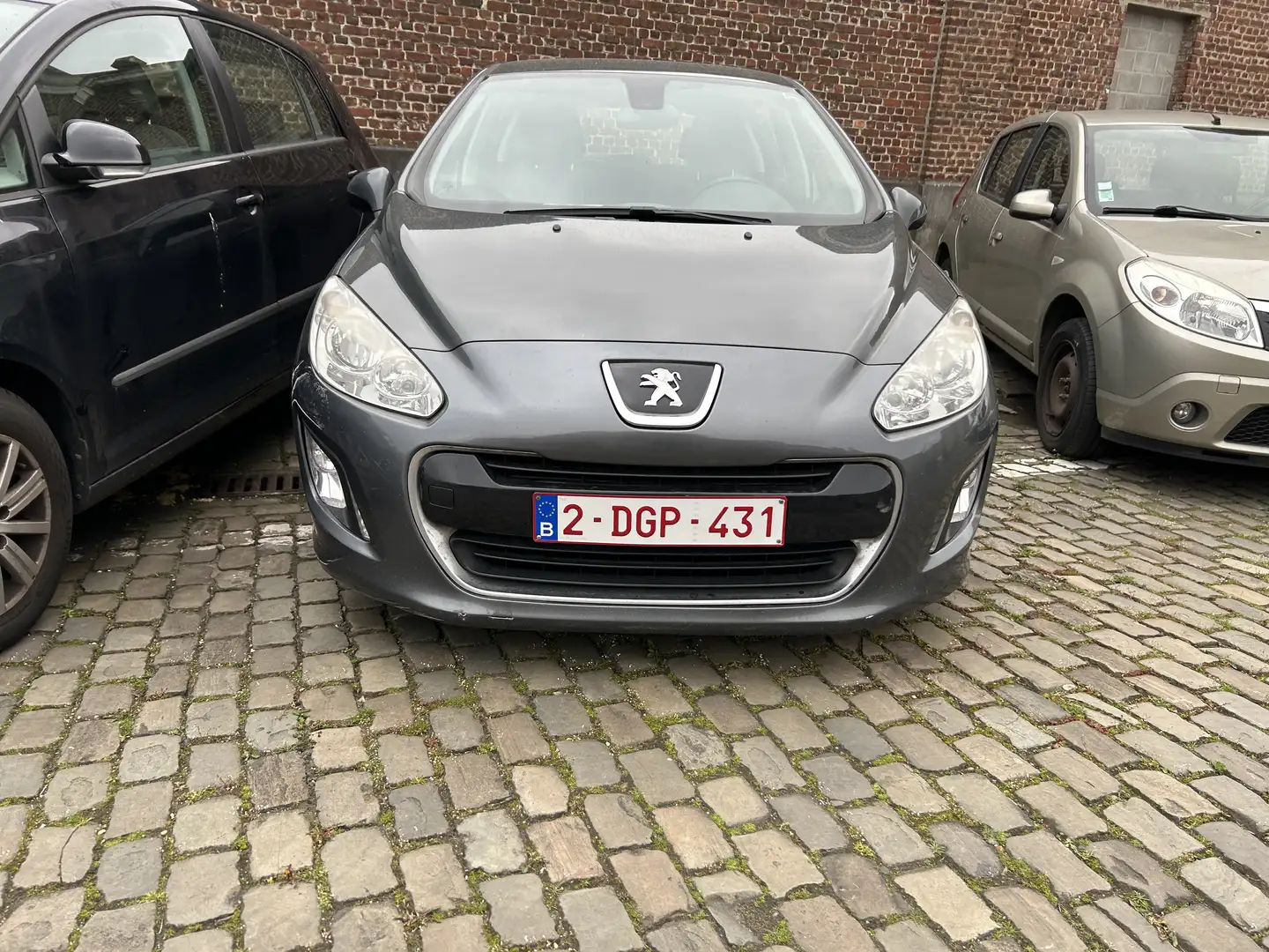 Peugeot 308 308 1.6i Premium 12 mois de garantie Gris - 1