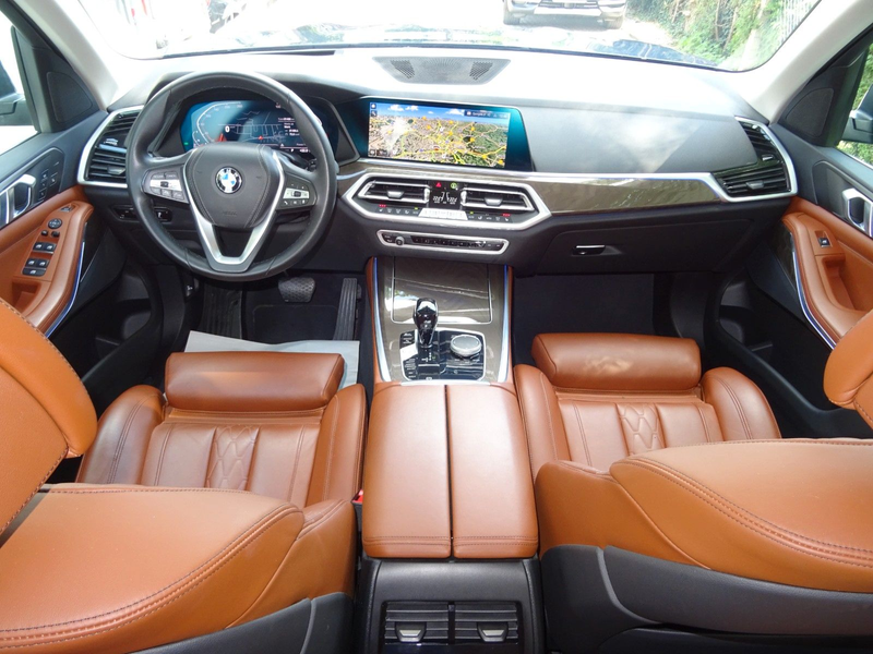 BMW X5 xDrive30d Navi Leder LED Pano INDIVIDUAL 4SHZ — photo 7