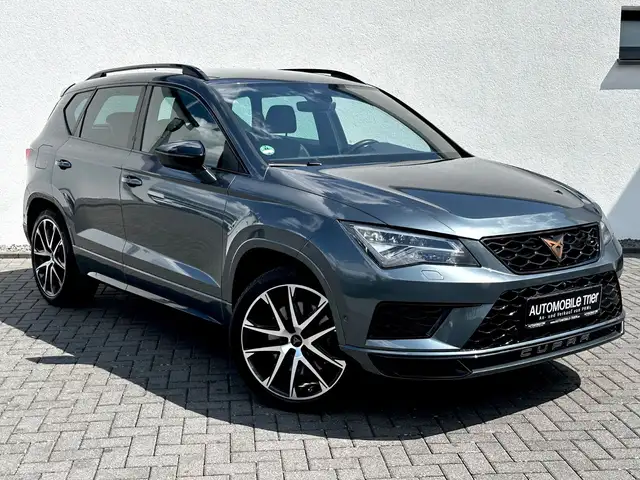 Cupra Ateca view 3