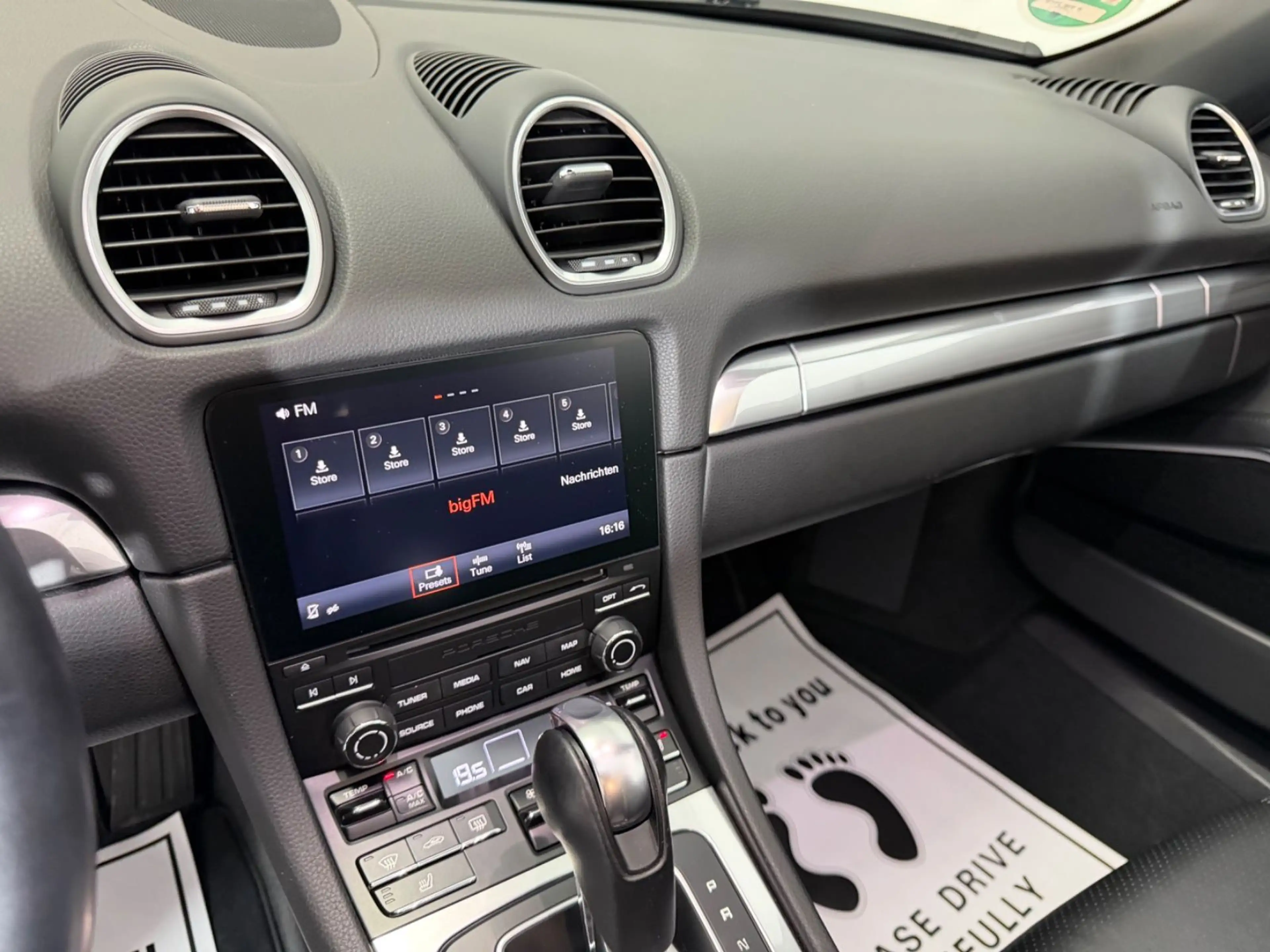 Porsche Boxster | Leder| Bi-Xenon| Sport AGA| SH| 20 Zoll — photo 15