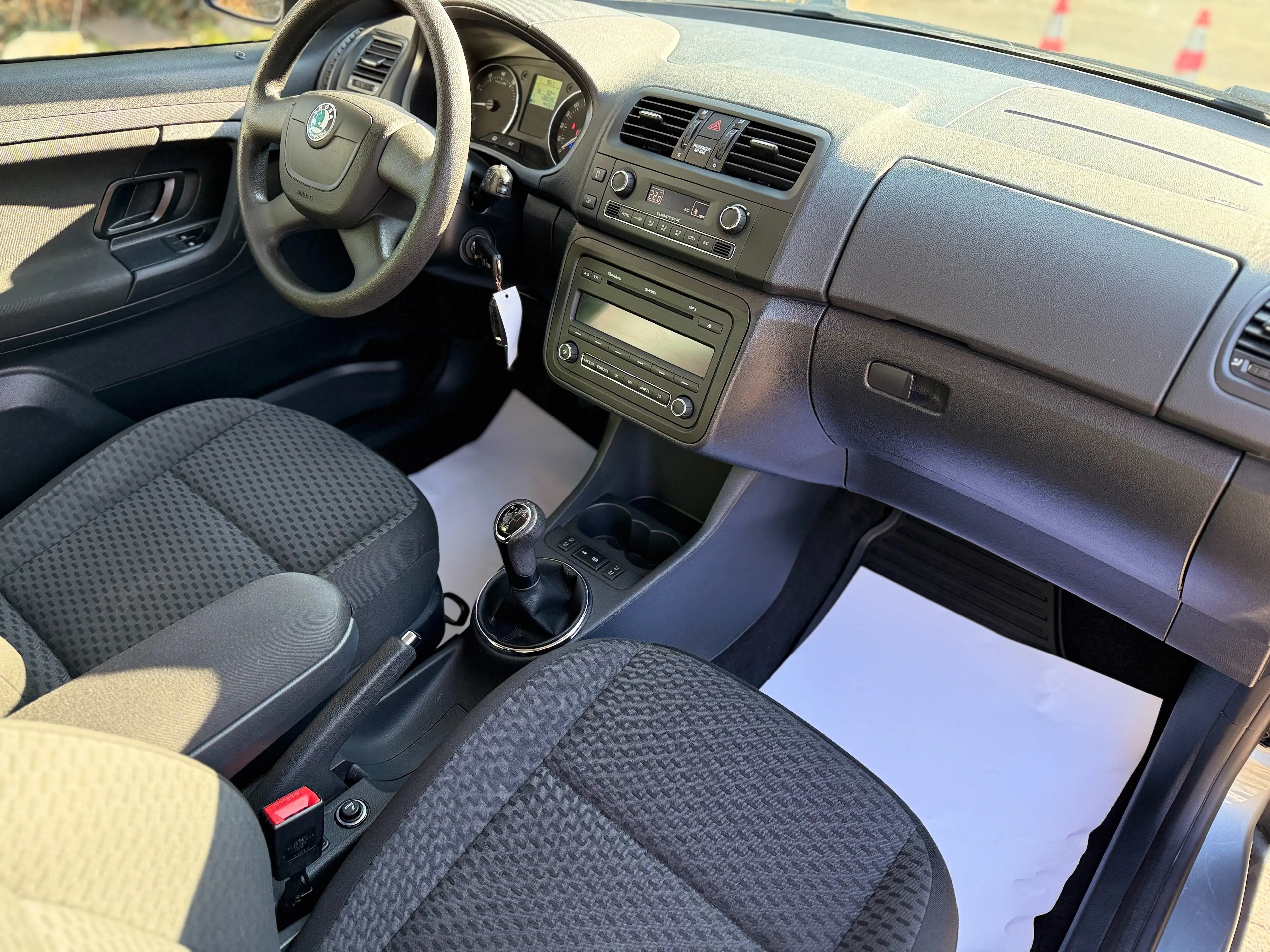 Skoda Roomster Style Plus Edition/SHZ/PDC/KLIMA/TÜV&SERVICE — photo 11