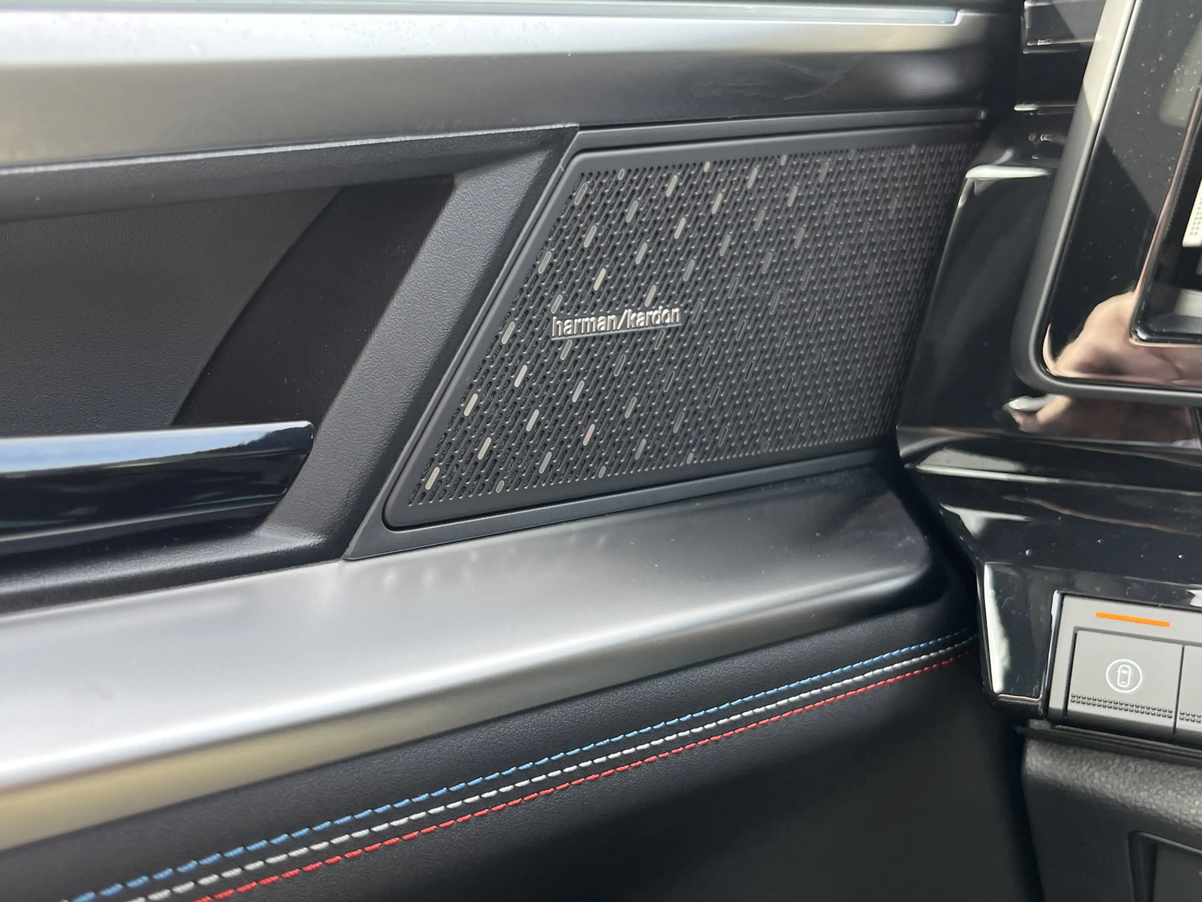 Renault Rafale 1.2 E-Tech 4x4 plug-in hybrid 300PK atelier Alpine — photo 36