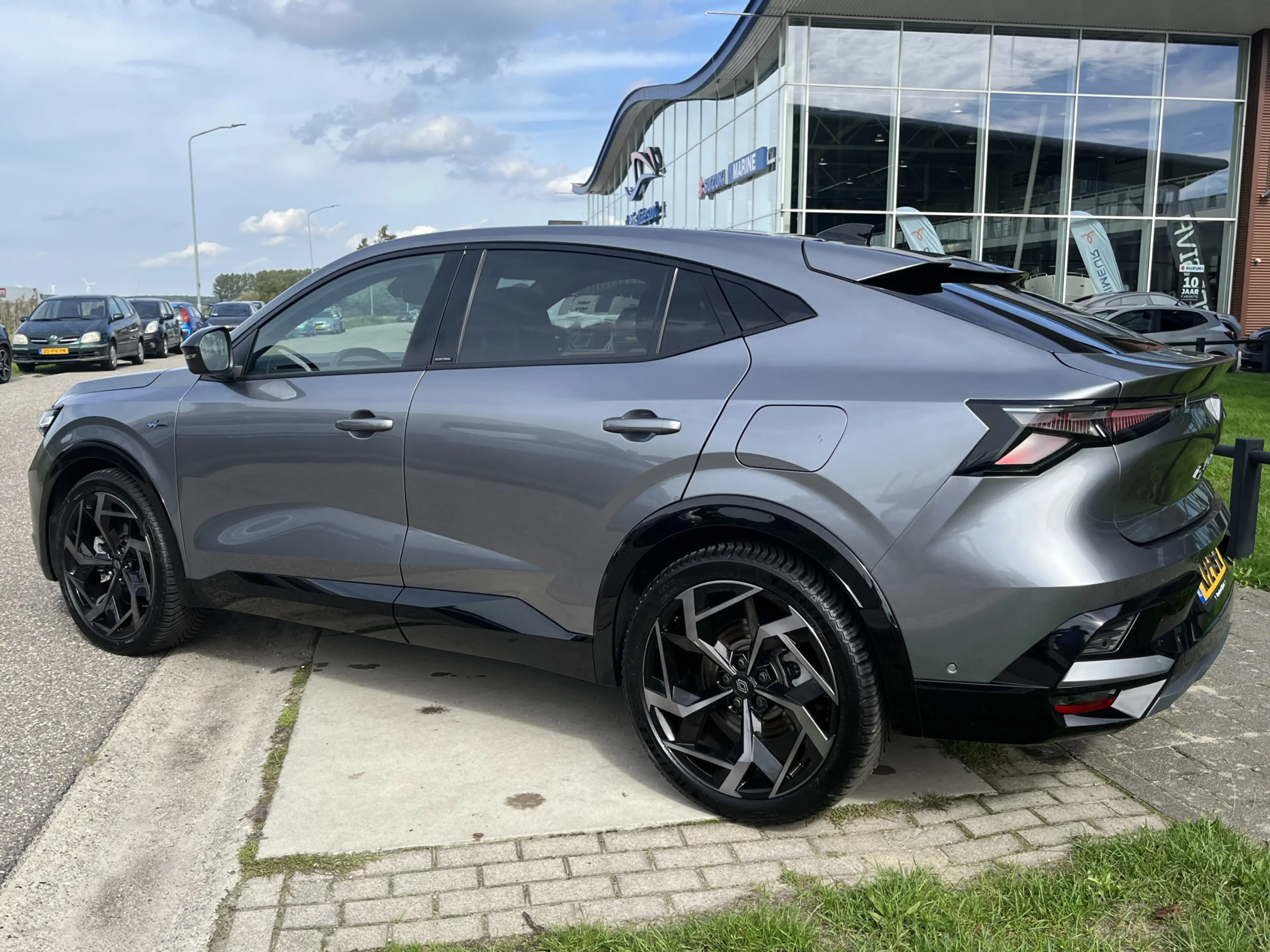 Renault Rafale 1.2 E-Tech 4x4 plug-in hybrid 300PK atelier Alpine — photo 6