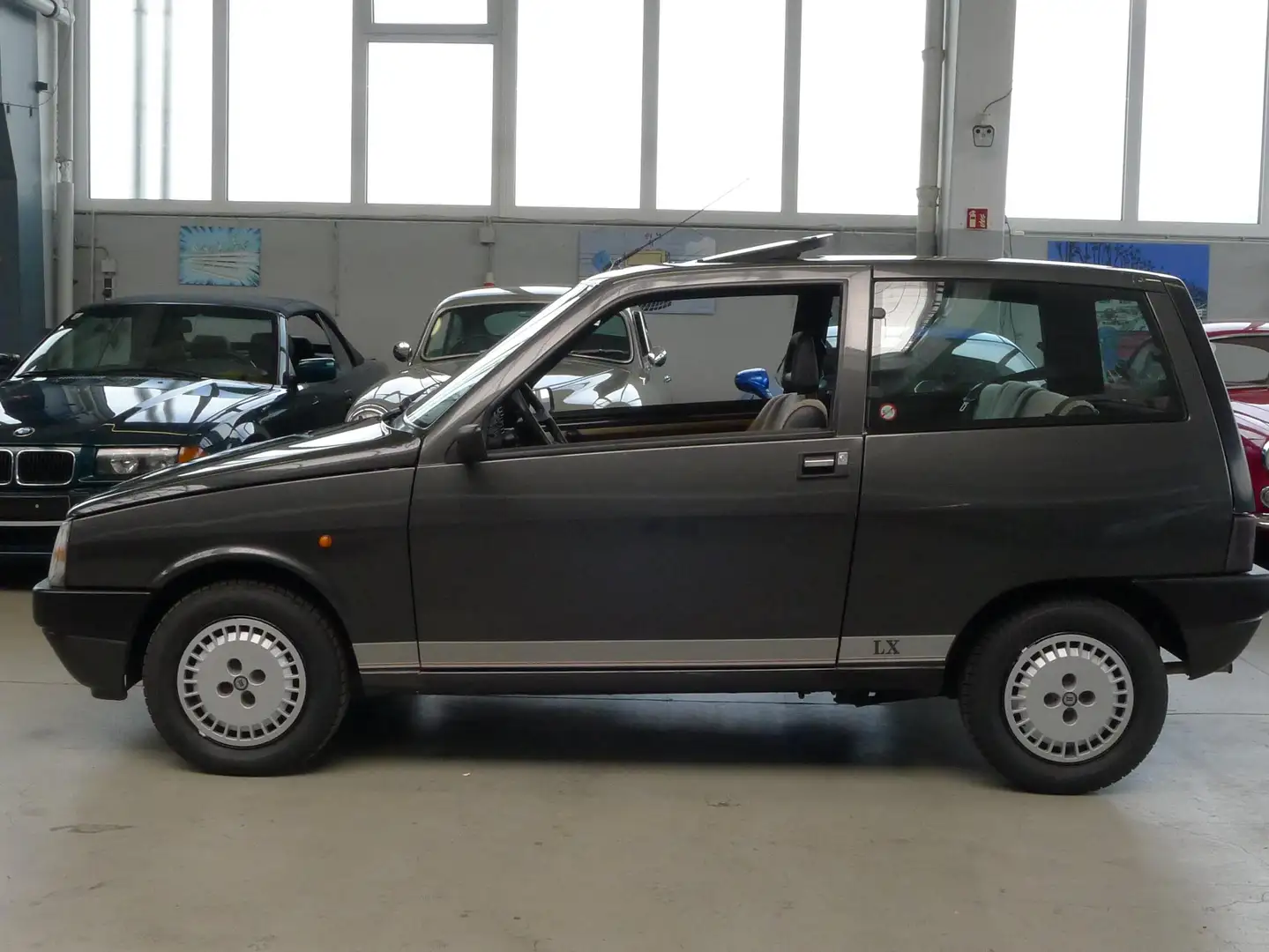 Lancia Y Y 10 I.e.Selectronic LX Grau - 2