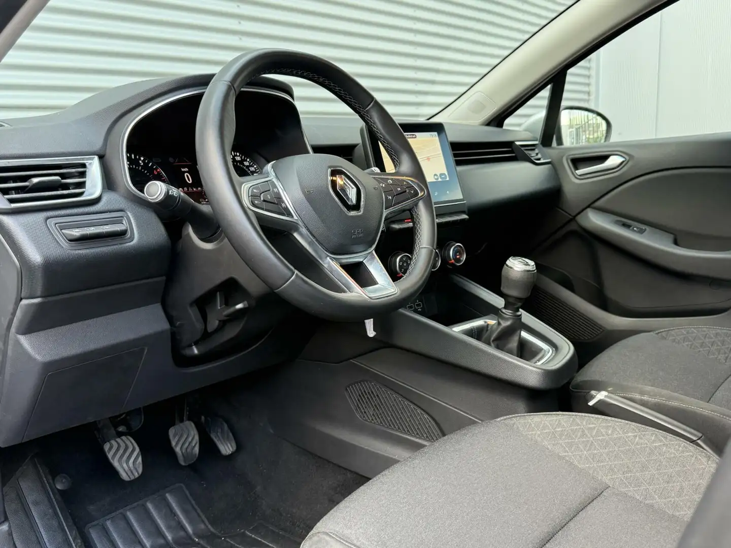 Renault Clio 1.0 TCe Carplay Cruise Trekhaak Navi Led 2020 Unie Zilver - 2