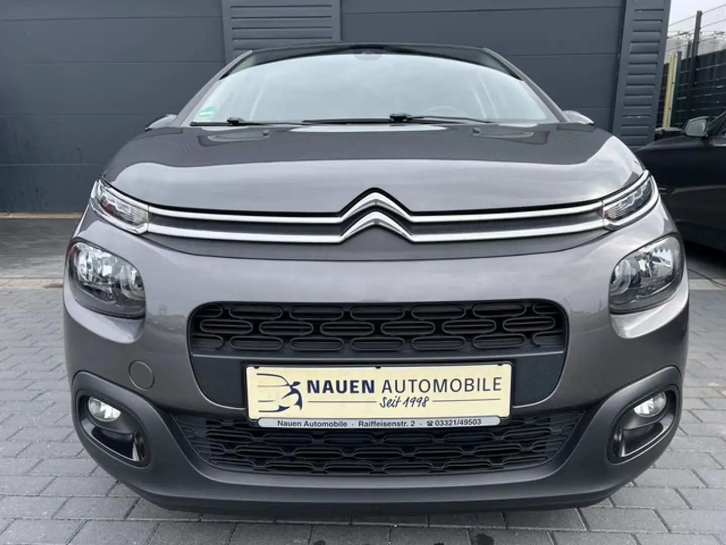 Citroen C3 Shine +Navi+LED+PDC+Tempomat+1.Hand+ Gris - 2