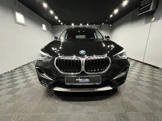 BMW X1 view 6