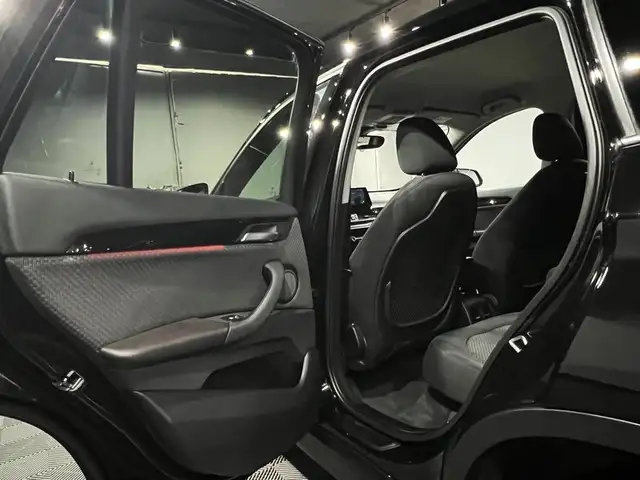 BMW X1 view 12