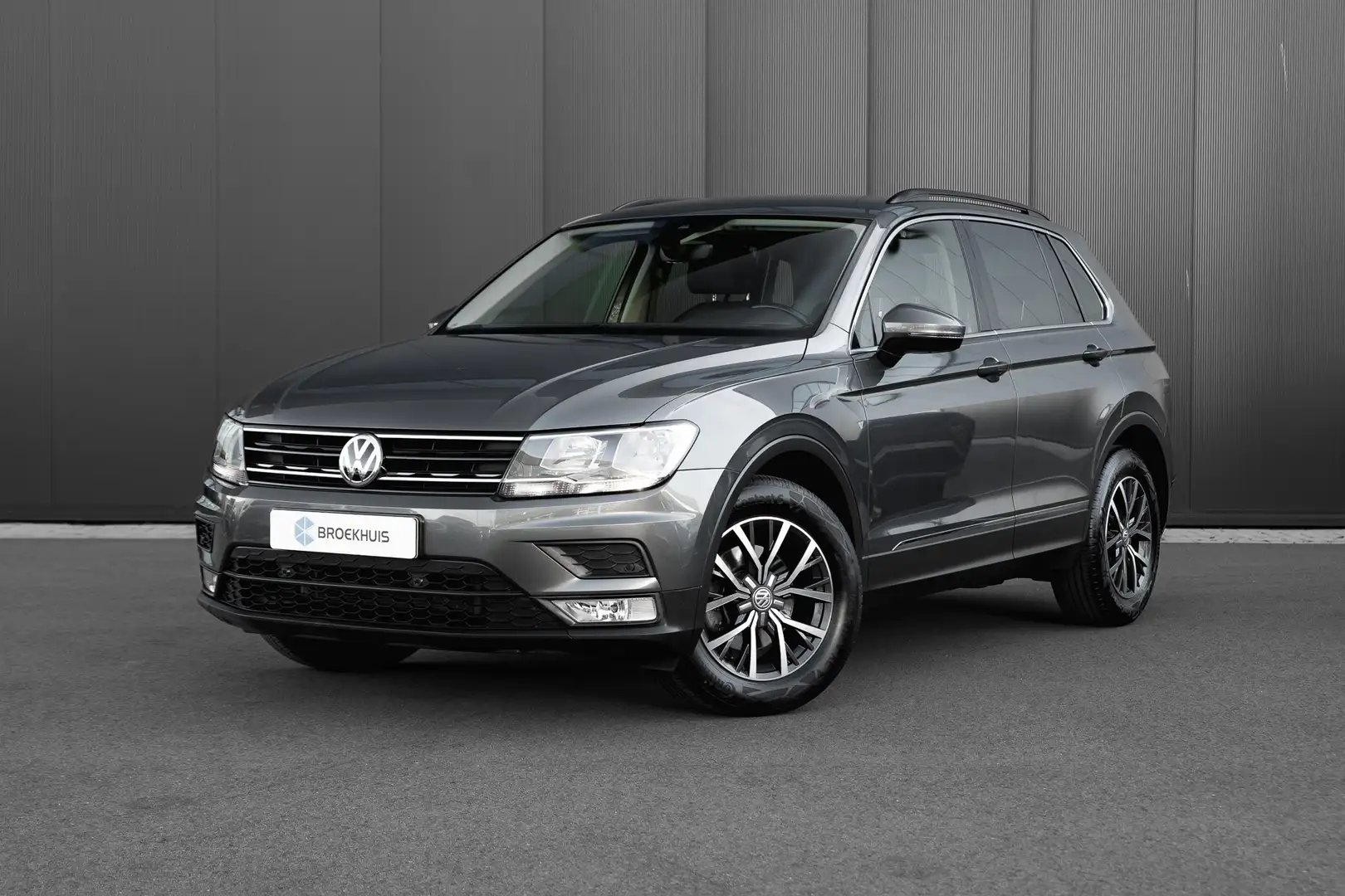 Volkswagen Tiguan 1.4 TSI ACT Comfortline | Trekhaak | Camera | Grau - 1