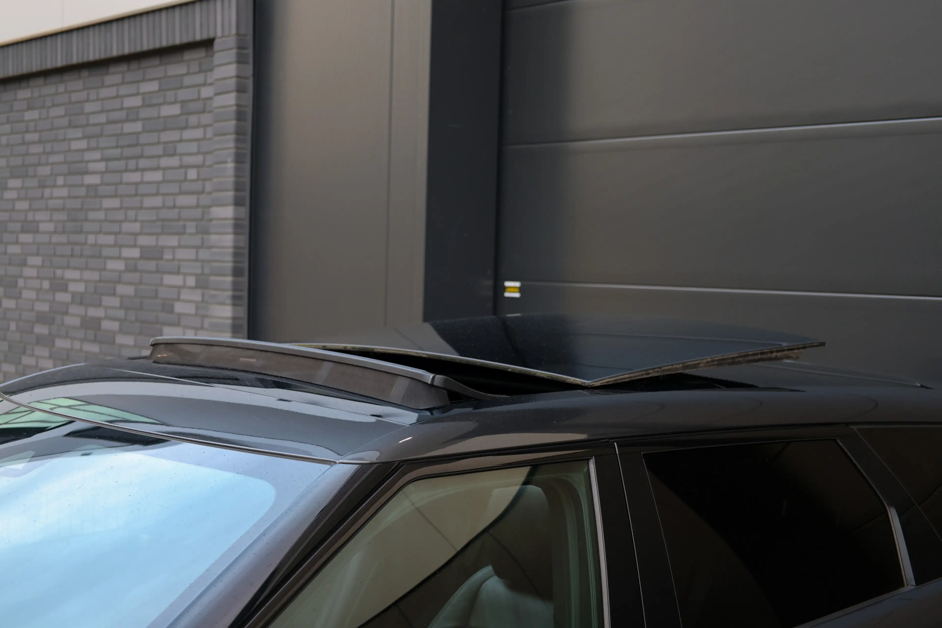 Land Rover Range Rover Evoque 1.5 P300e AWD R-Dynamic S | BTW | PANO | CAMERA | — photo 13