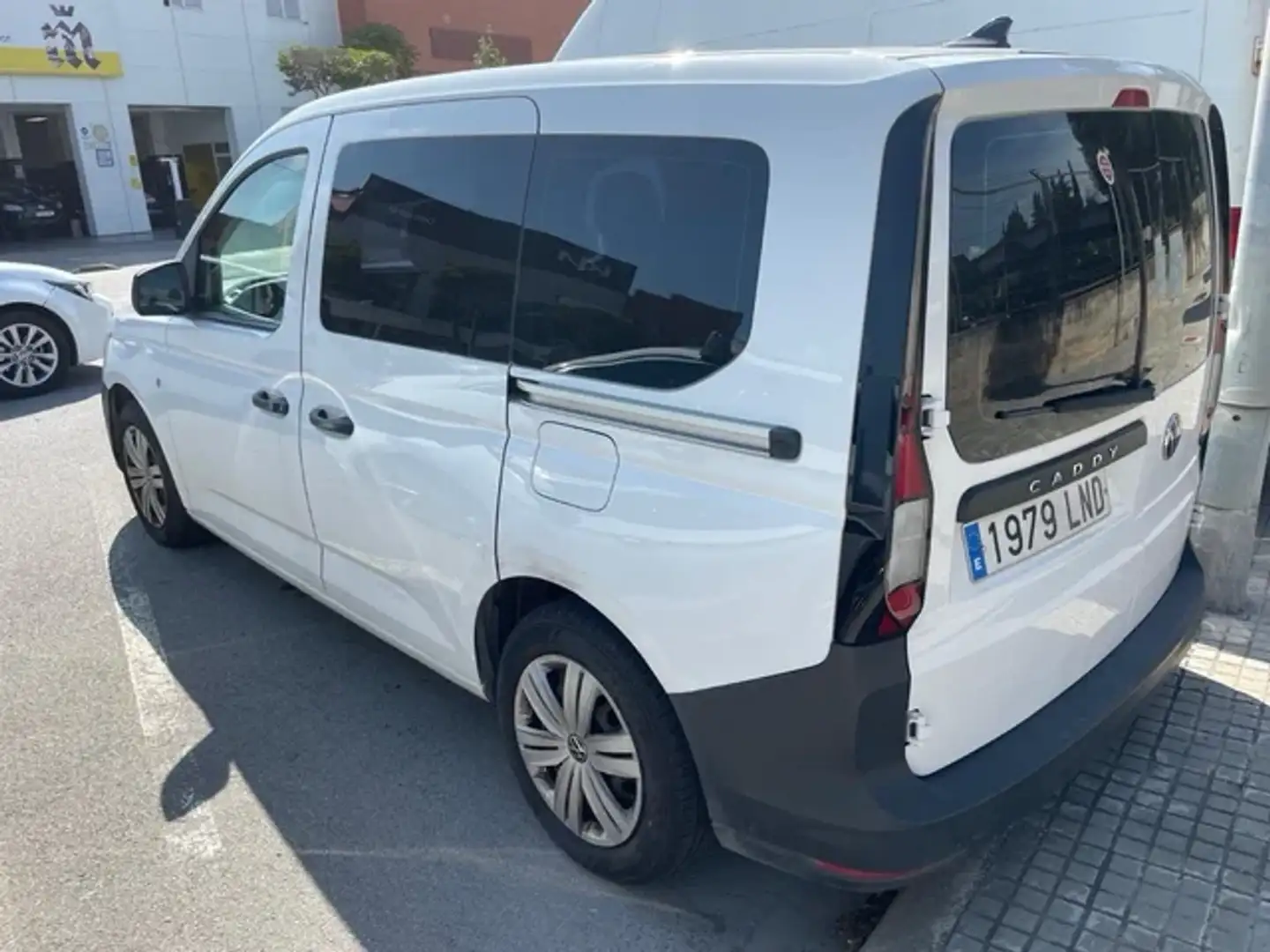 Volkswagen Caddy 2.0TDI Origin 102 Bianco - 2