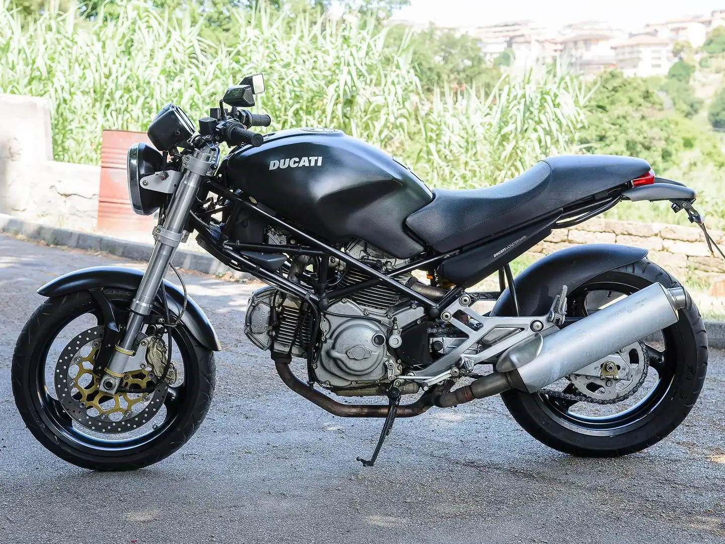 Ducati Monster 600 Nero - 2