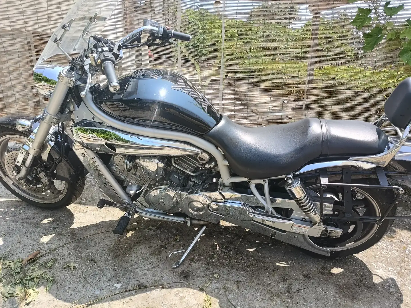 Hyosung Aquila 650 Nero - 1