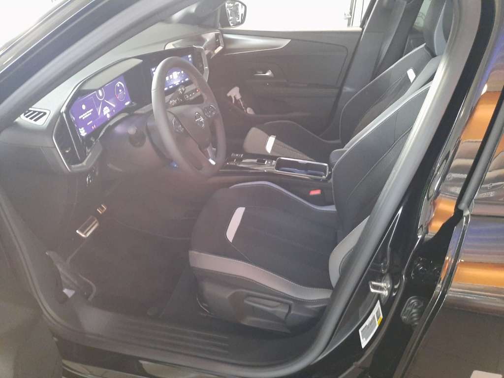 Opel Mokka E