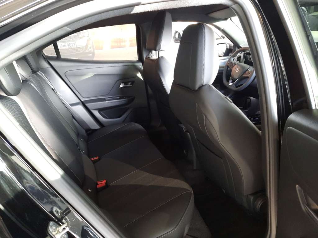 Opel Mokka E