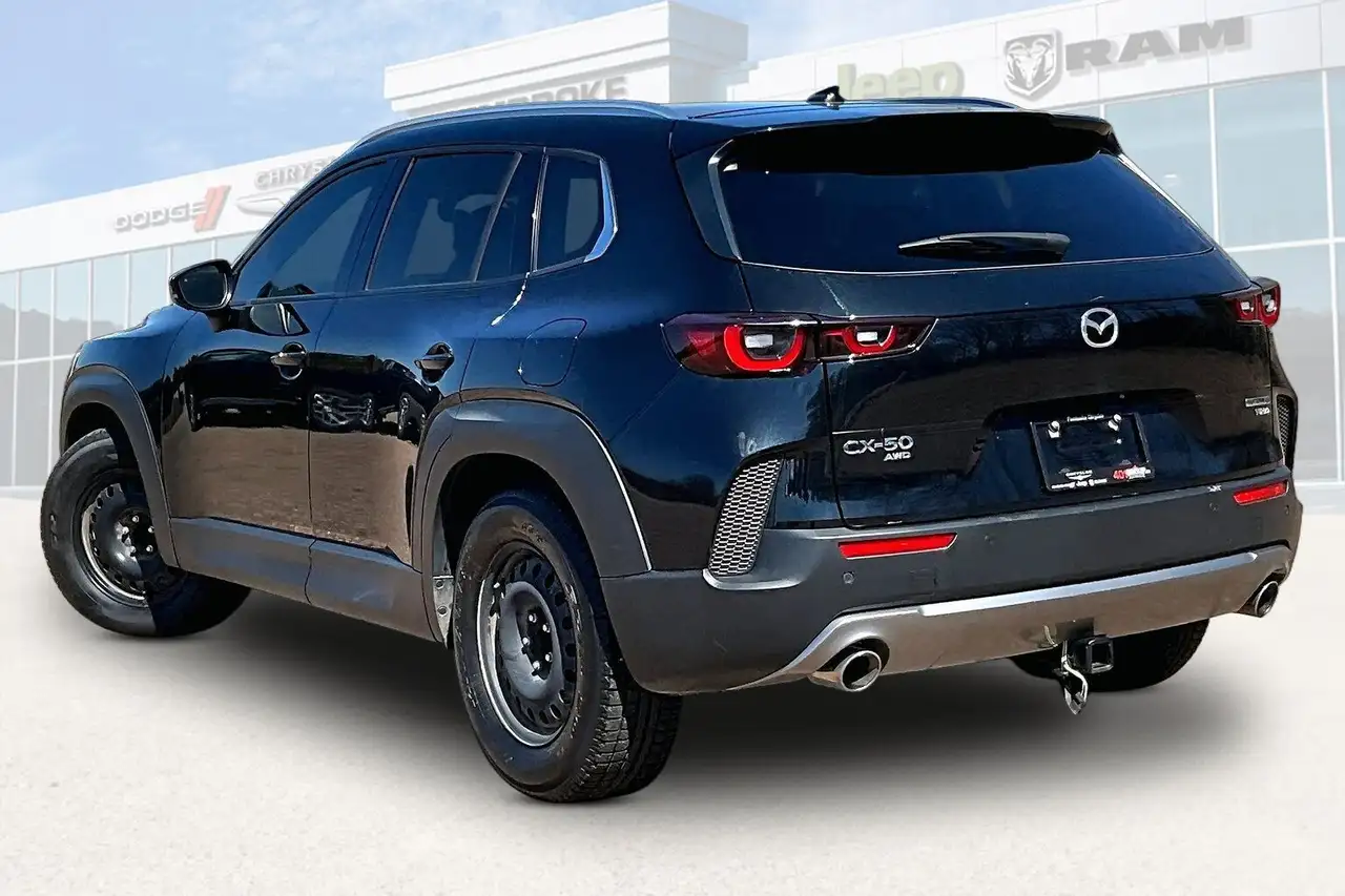 Mazda CX-50 снимка Mazda CX-50