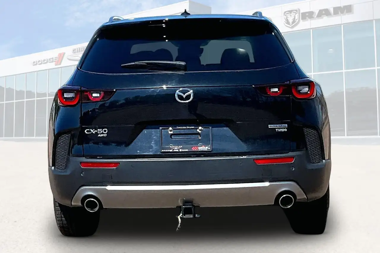 Mazda CX-50 снимка Mazda CX-50