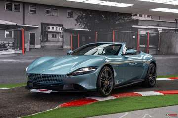 Descapotable Automático de 2 Puertas