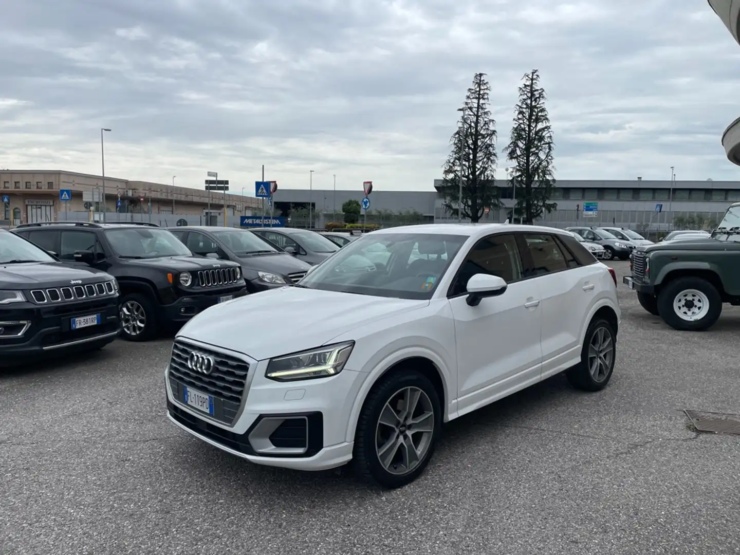 Audi Q2 1.6 tdi Sport s-tronic GANCIO TRAINO NAVI ACC LED Wit - 1