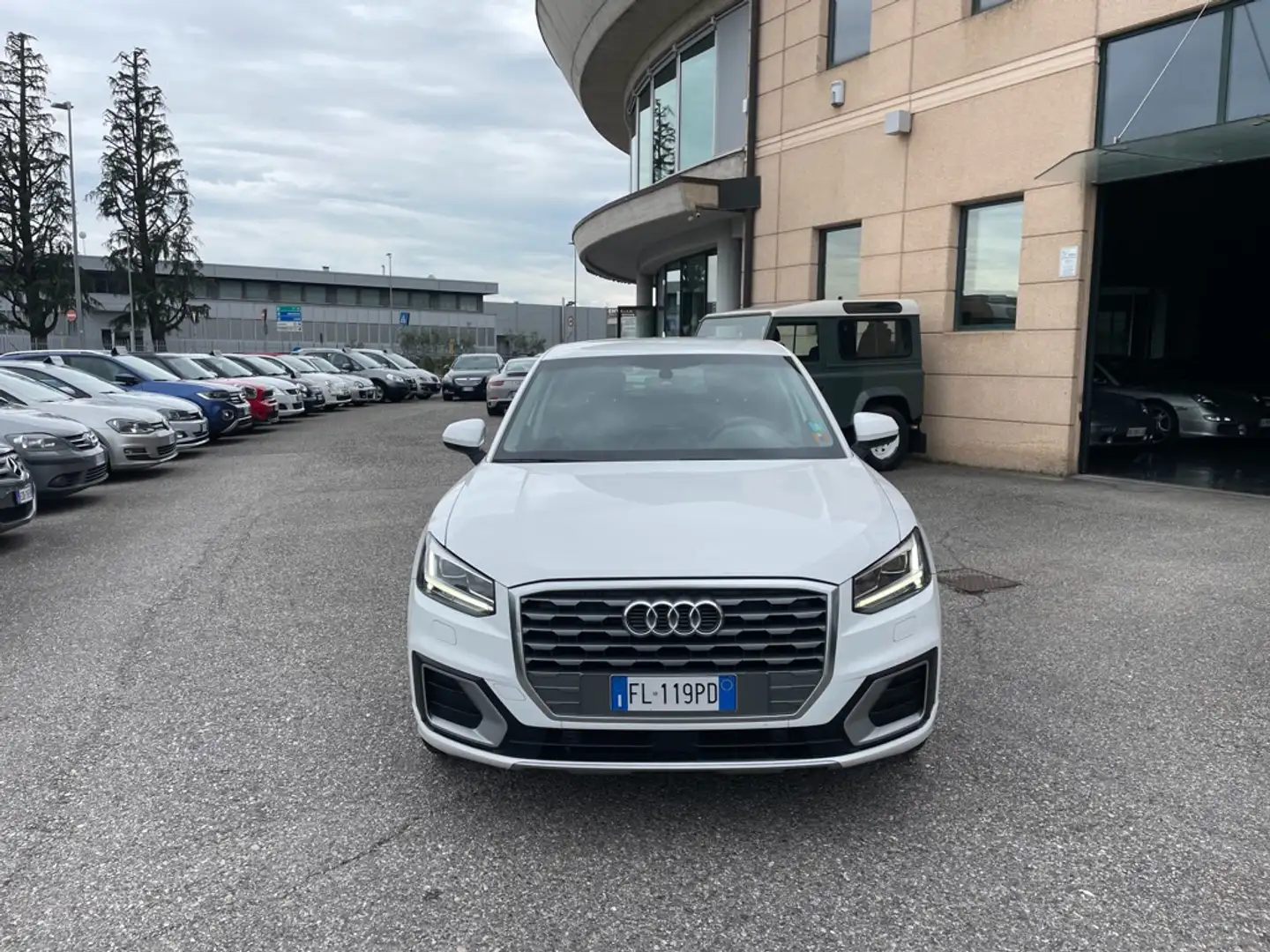 Audi Q2 1.6 tdi Sport s-tronic GANCIO TRAINO NAVI ACC LED Wit - 2