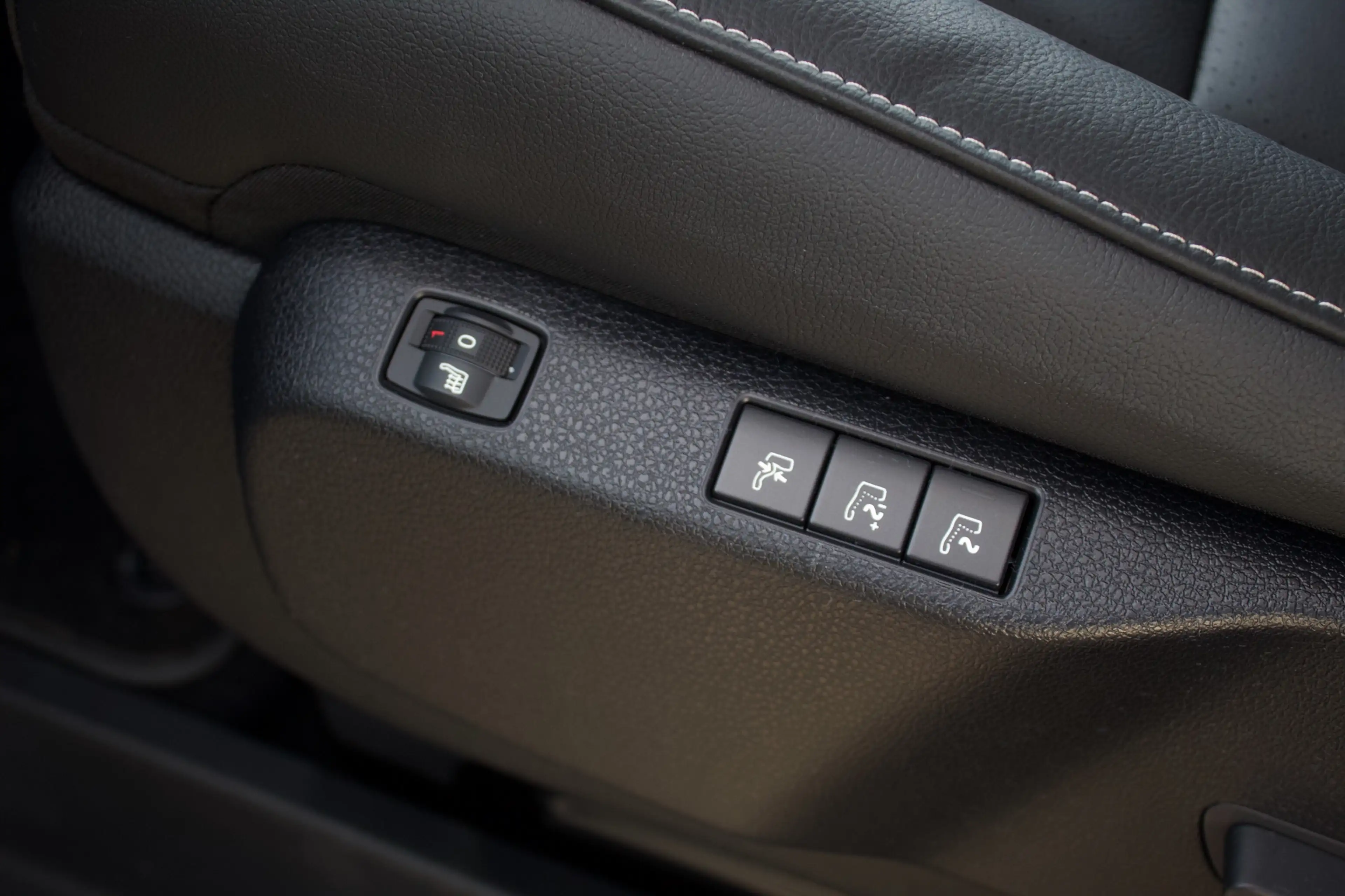 Peugeot Traveller VIP/Long/Massage/Leder/8pl/360°/BTW/2.2 HDi EAT8/Drive assist pack — photo 11