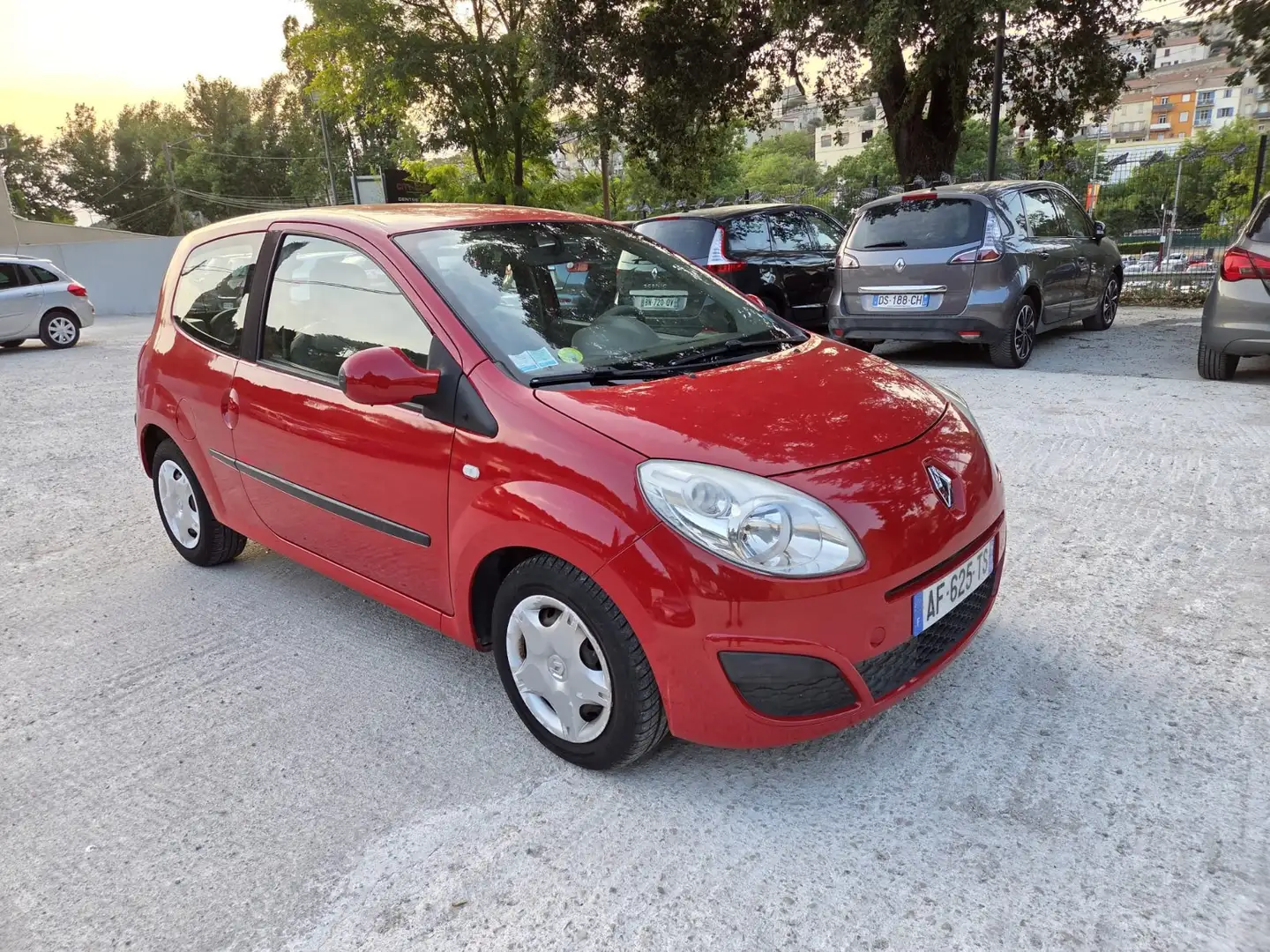 Renault Twingo Dynamique Rouge - 1