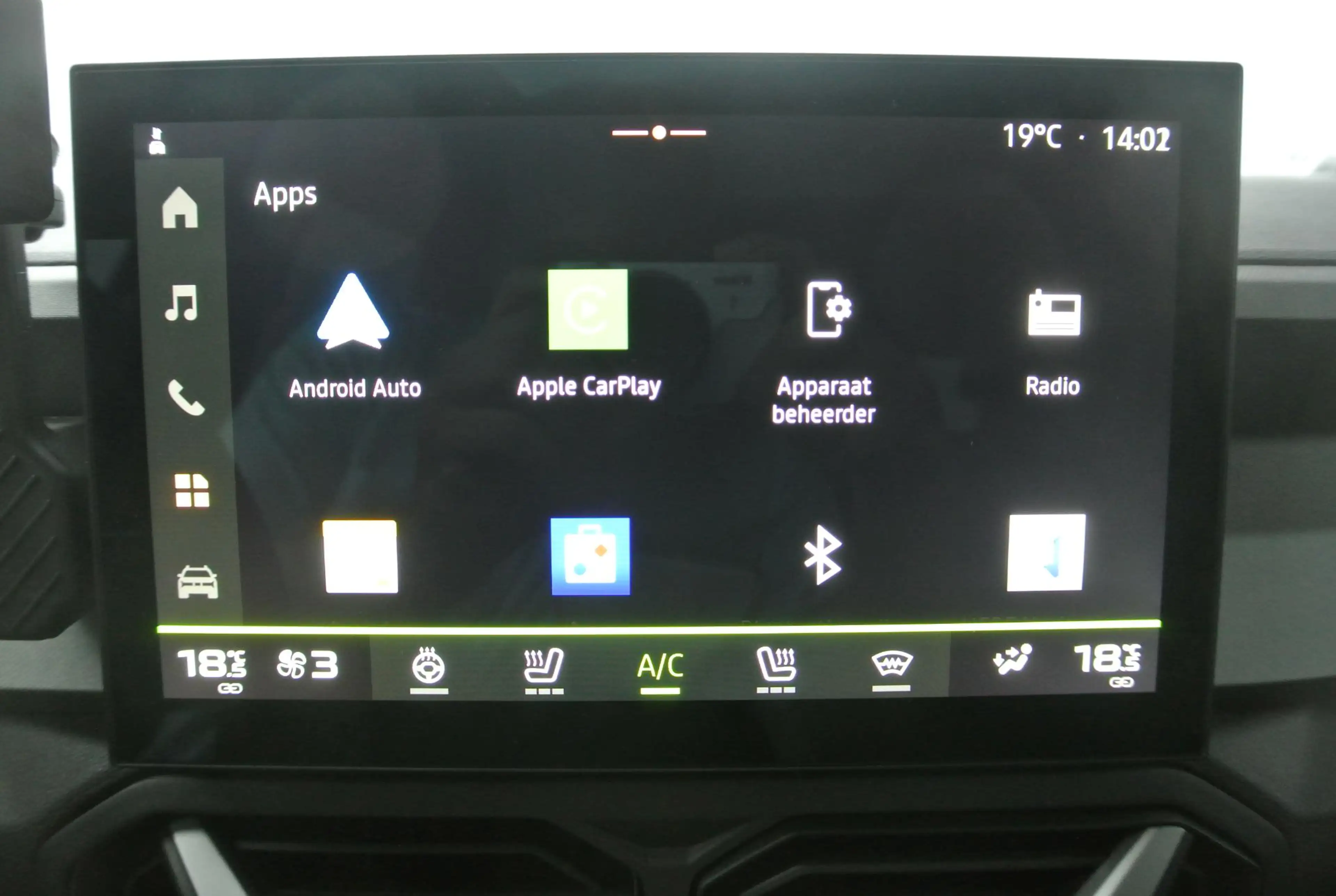 Dacia Bigster 1.8 Hybrid 155 Limited Edition | Panoramadak | Car — photo 26