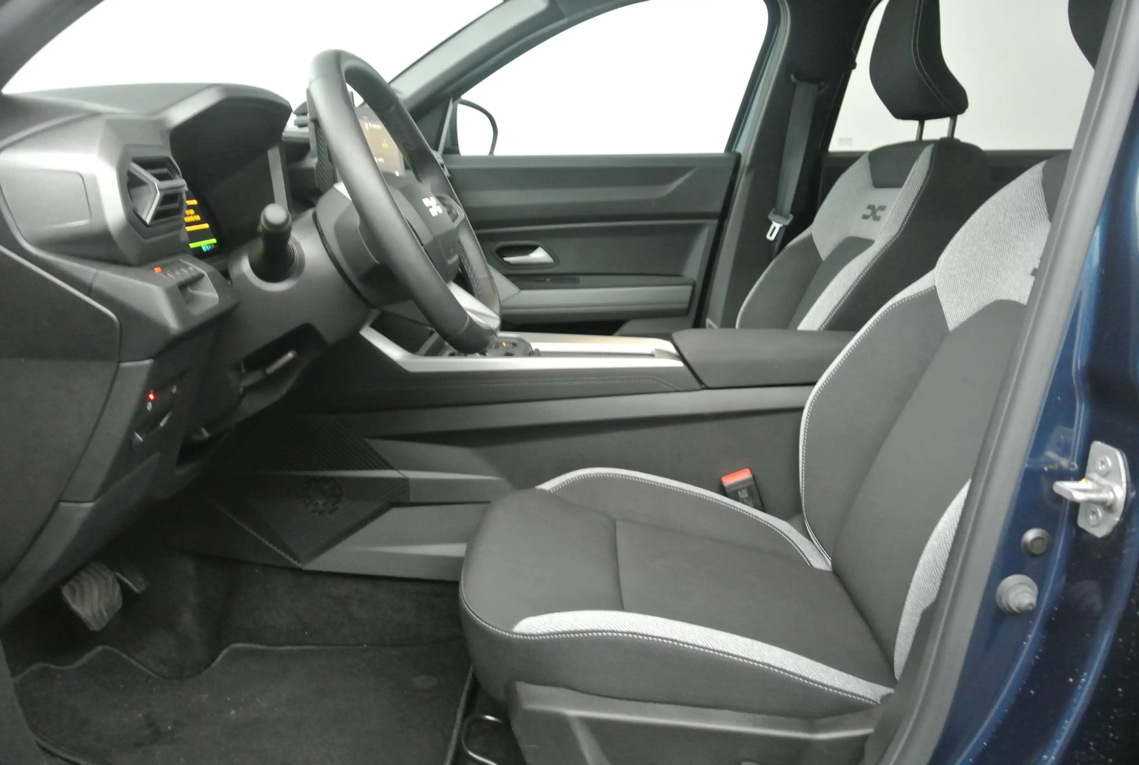 Dacia Bigster 1.8 Hybrid 155 Limited Edition | Panoramadak | Car — photo 9