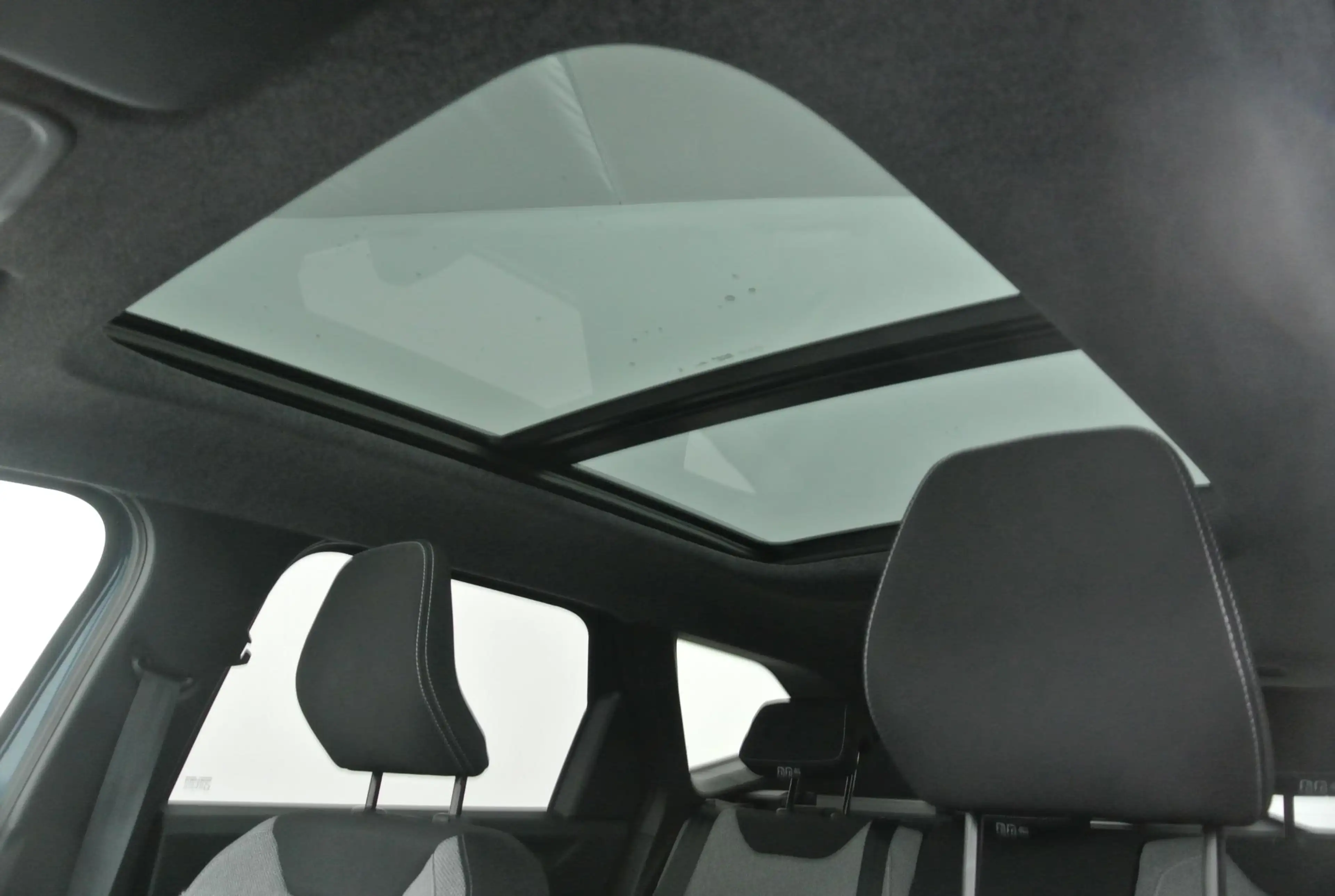 Dacia Bigster 1.8 Hybrid 155 Limited Edition | Panoramadak | Car — photo 14