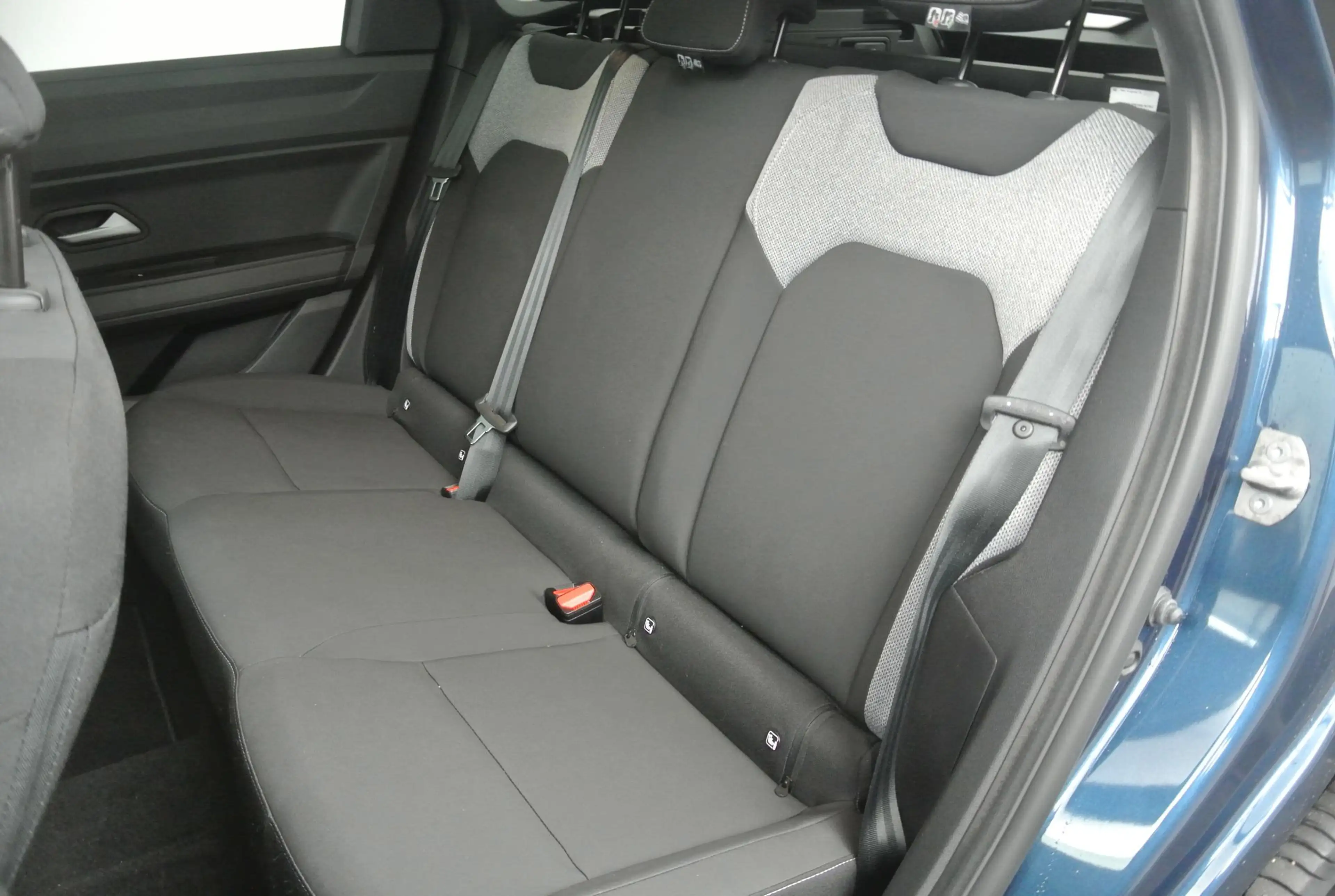 Dacia Bigster 1.8 Hybrid 155 Limited Edition | Panoramadak | Car — photo 12