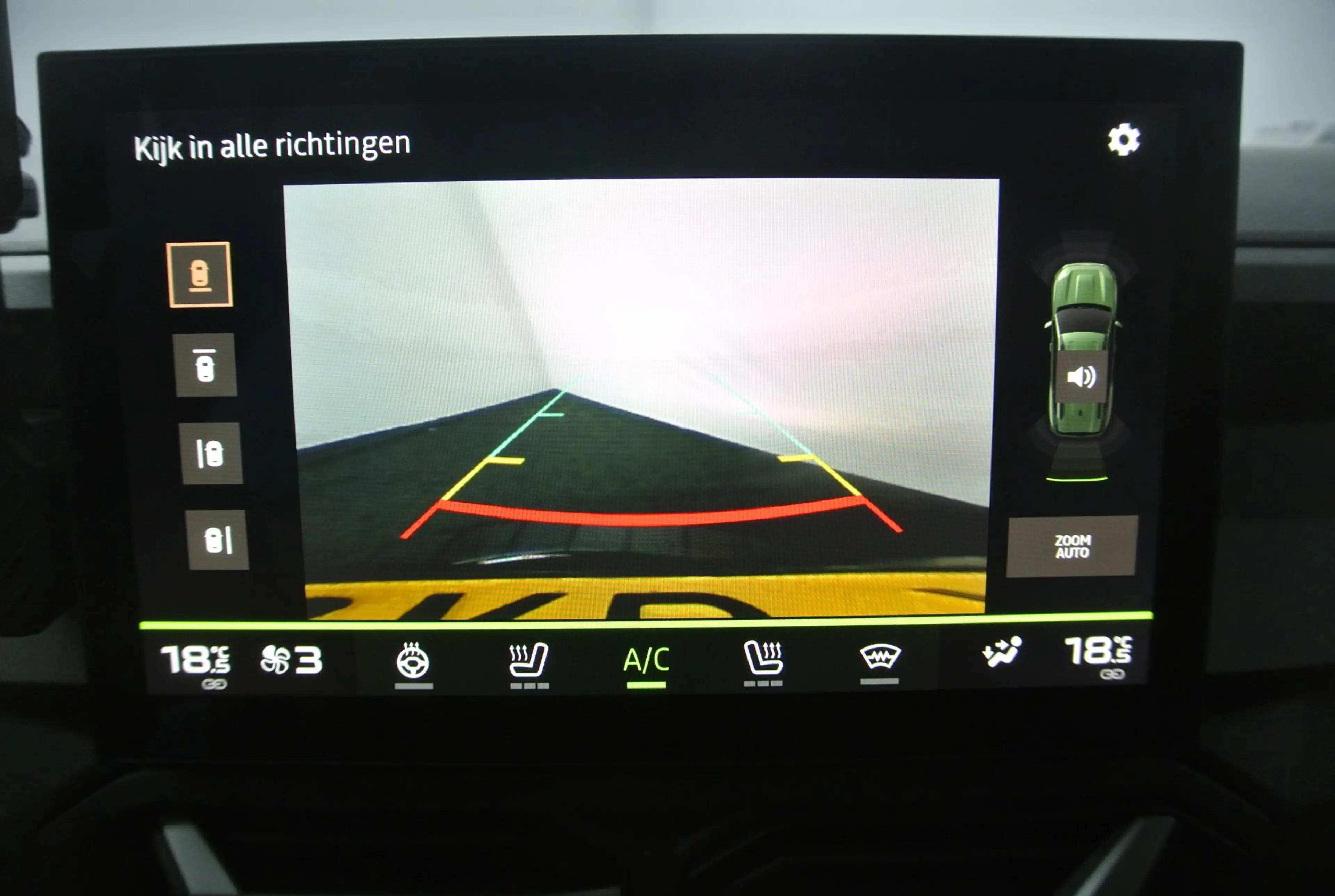 Dacia Bigster 1.8 Hybrid 155 Limited Edition | Panoramadak | Car — photo 27