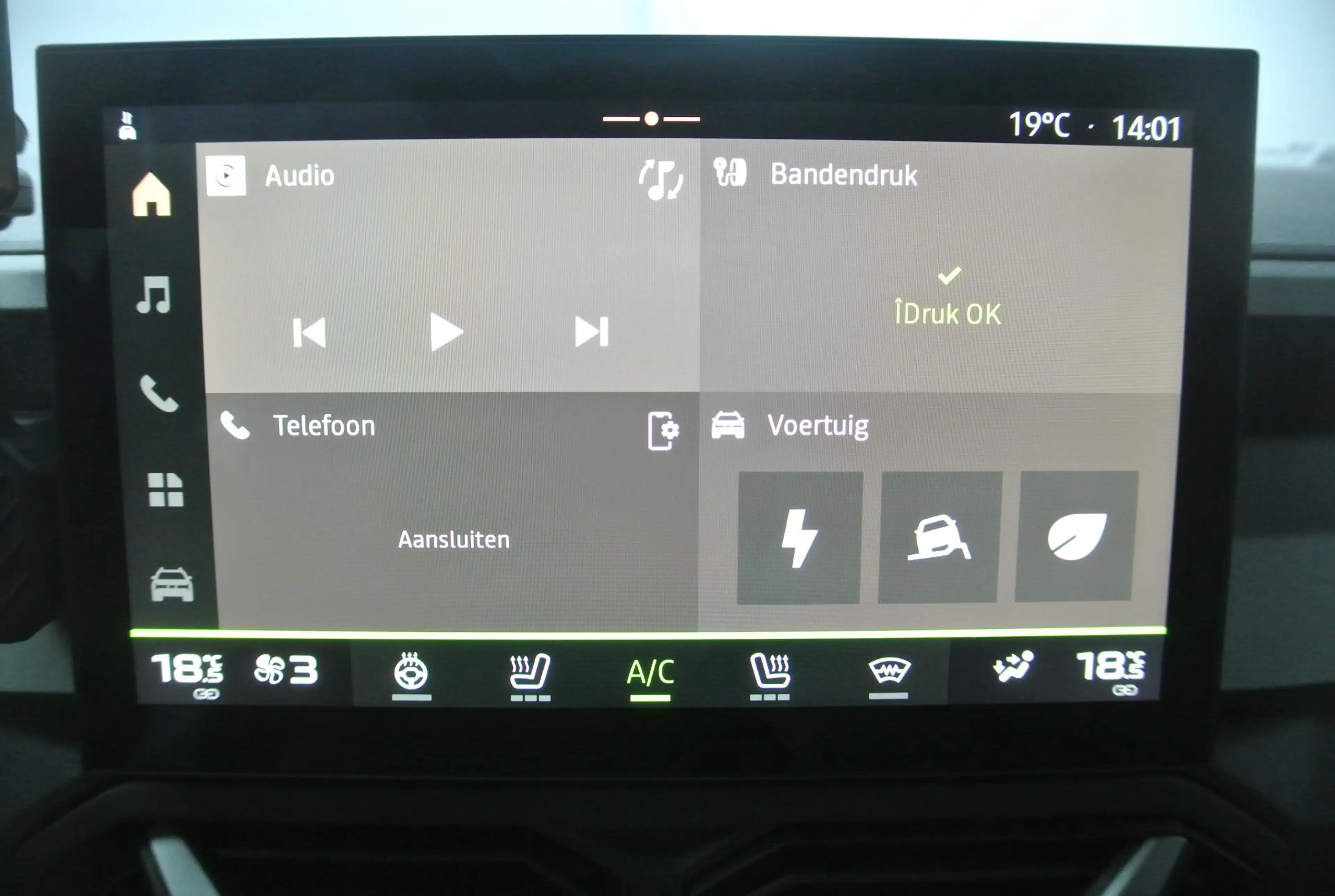 Dacia Bigster 1.8 Hybrid 155 Limited Edition | Panoramadak | Car — photo 25