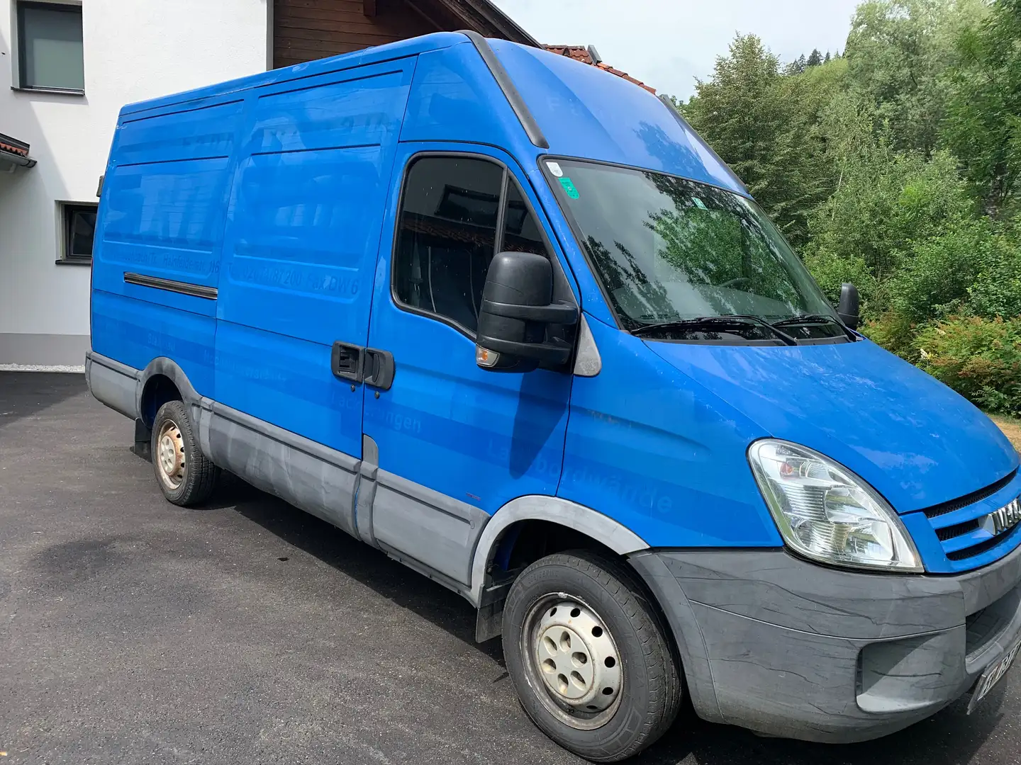 Iveco Daily 29L14V (H2) Blau - 1