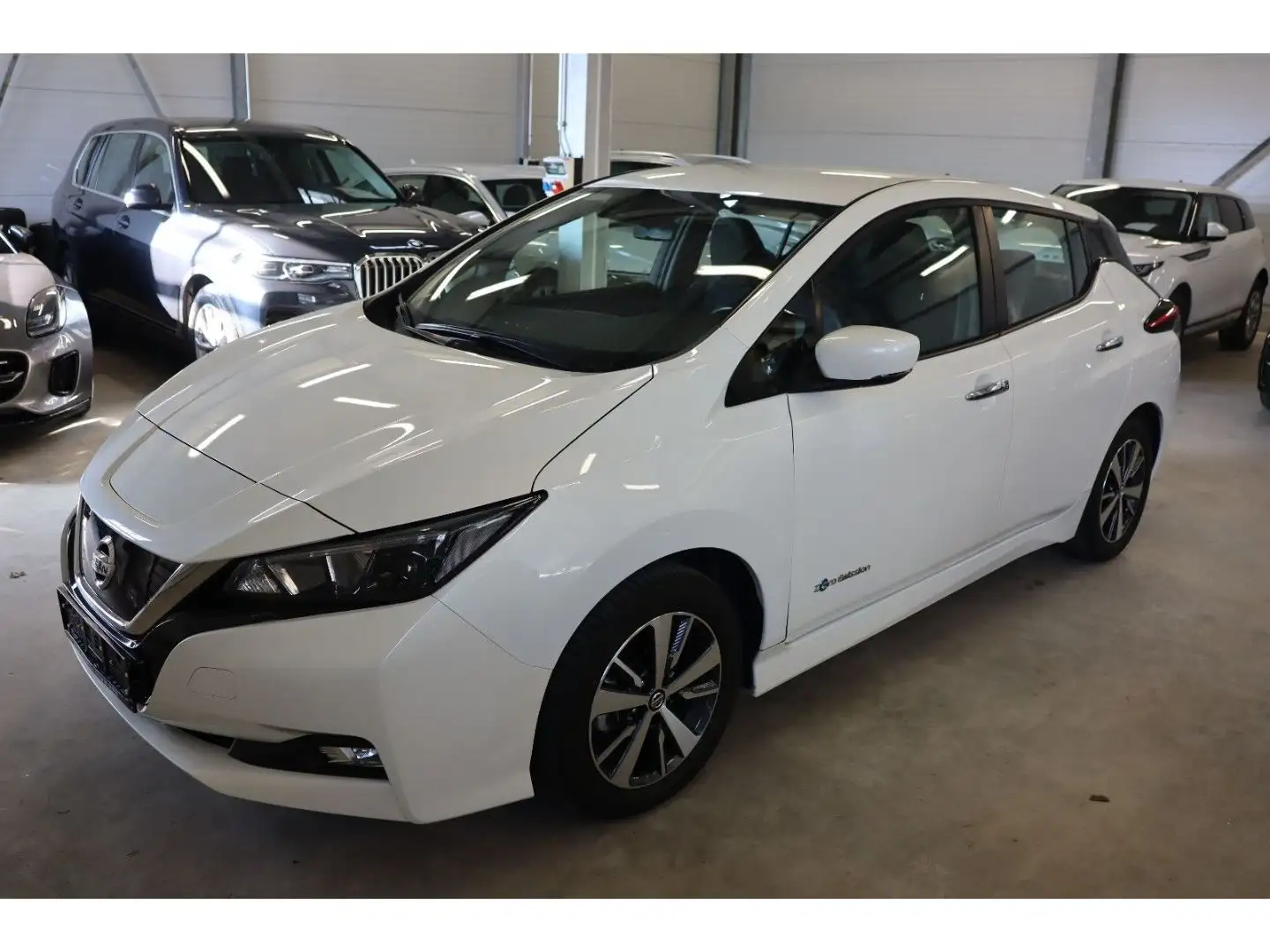 Nissan Leaf 40 kWh Connect EV ACC Blis DAB Navi Kamera Weiß - 1