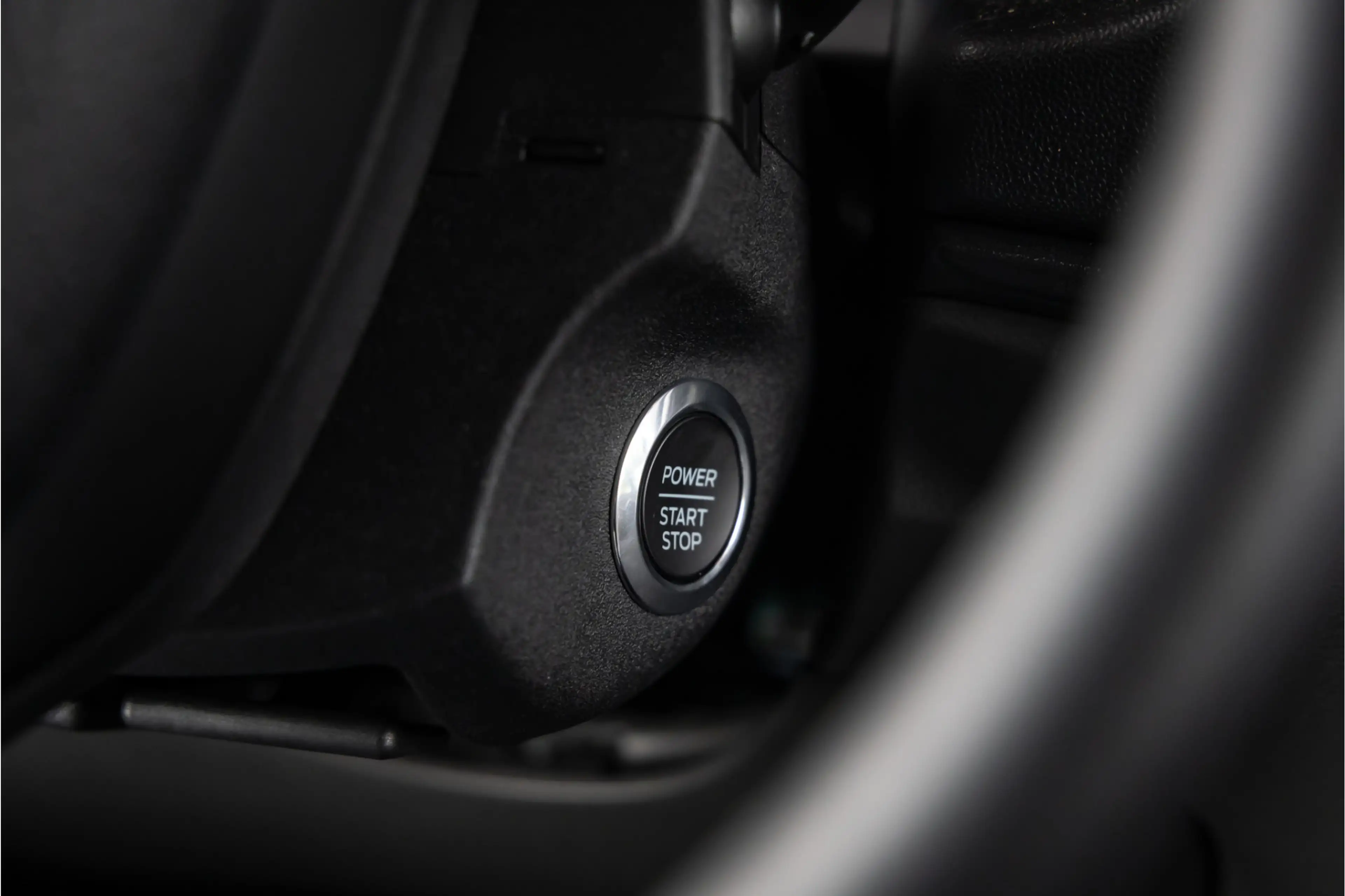 Ford E-Transit Bakwagen met laadklep Rolstops — photo 50