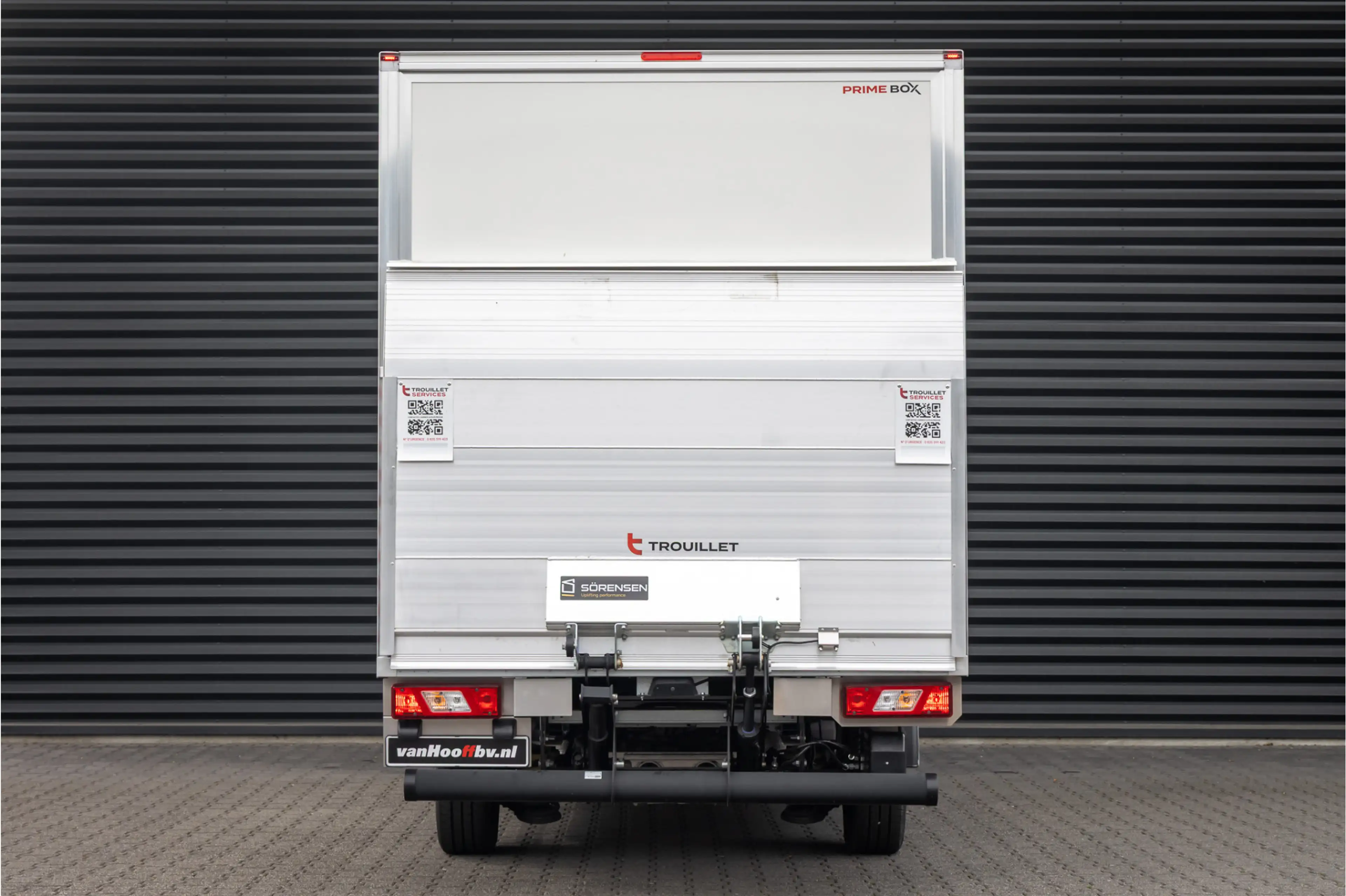 Ford E-Transit Bakwagen met laadklep Rolstops — photo 18