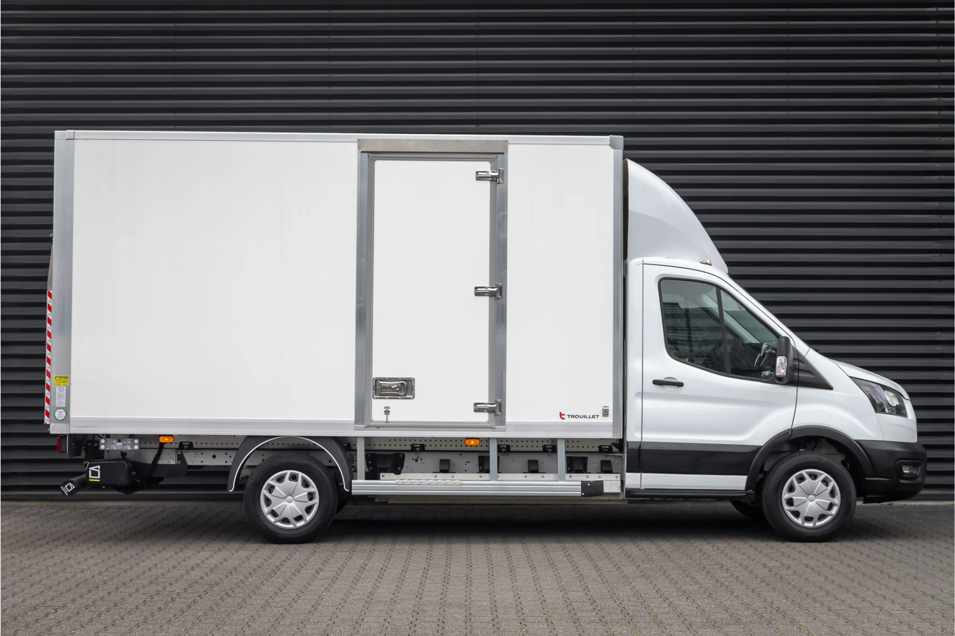 Ford E-Transit Bakwagen met laadklep Rolstops — photo 17