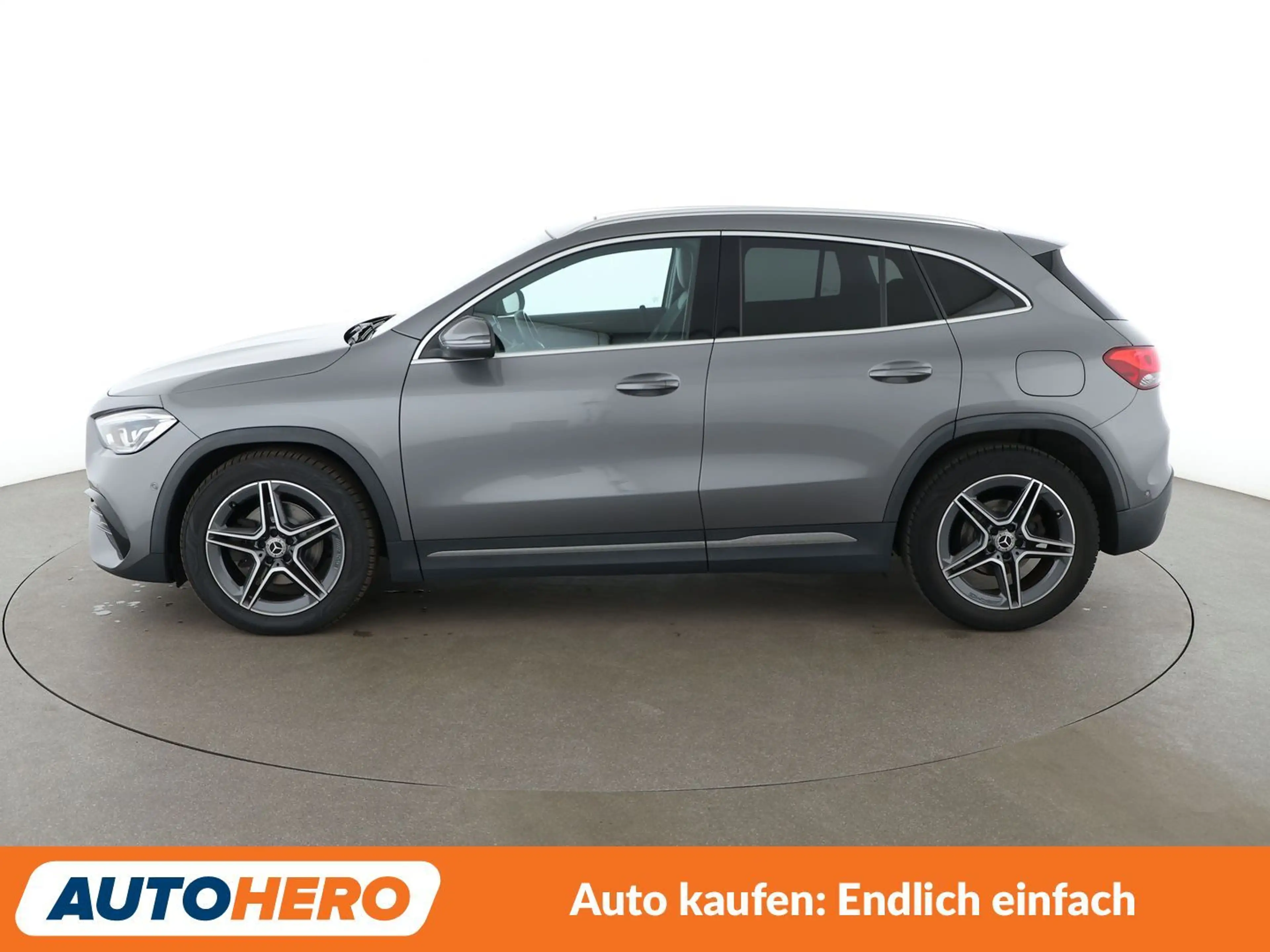 Mercedes-Benz GLA 200 d AMG Line Aut.*LED*NAVI*ACC*PDC*SHZ*KLIMA* — photo 3
