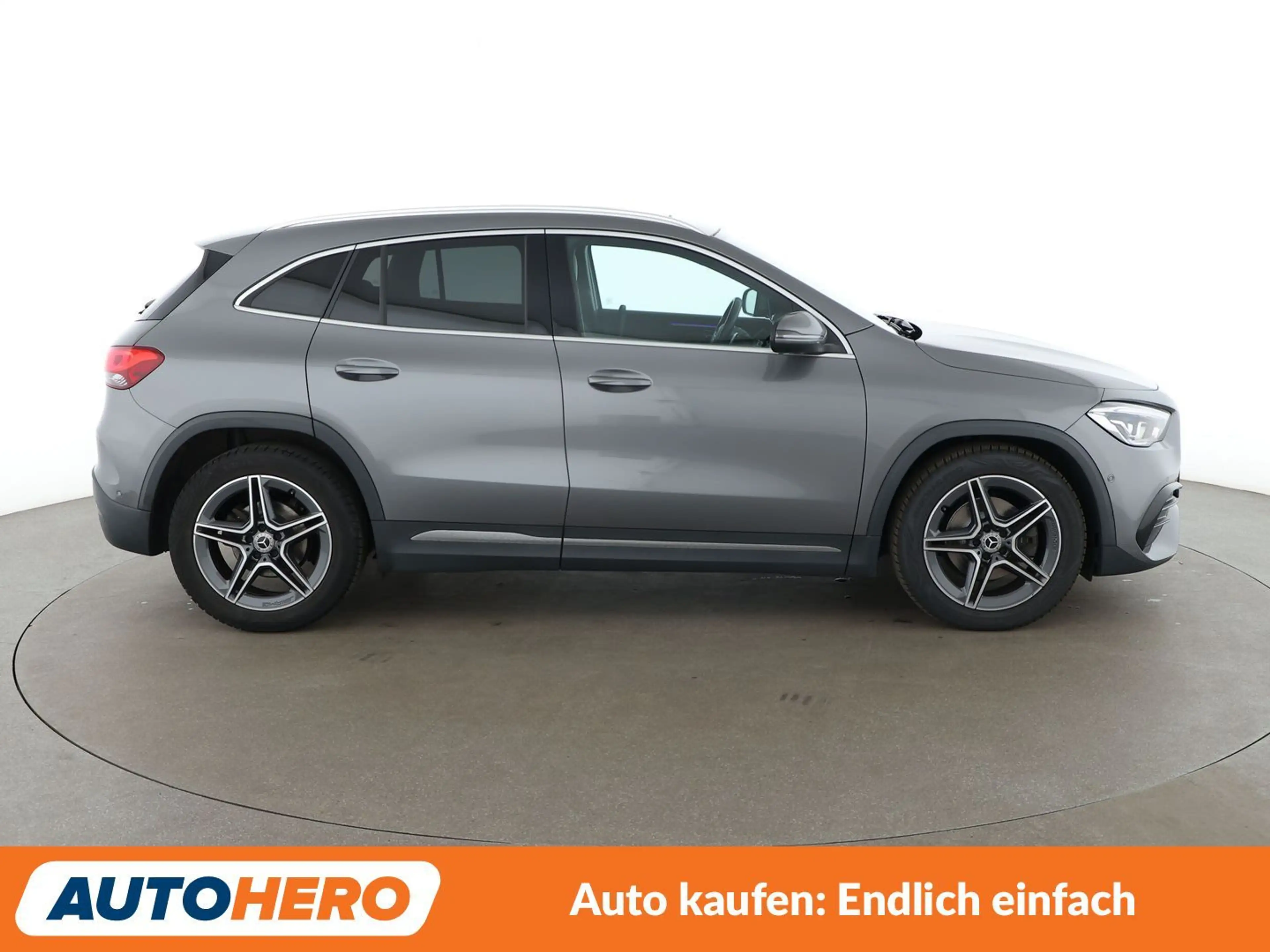 Mercedes-Benz GLA 200 d AMG Line Aut.*LED*NAVI*ACC*PDC*SHZ*KLIMA* — photo 7
