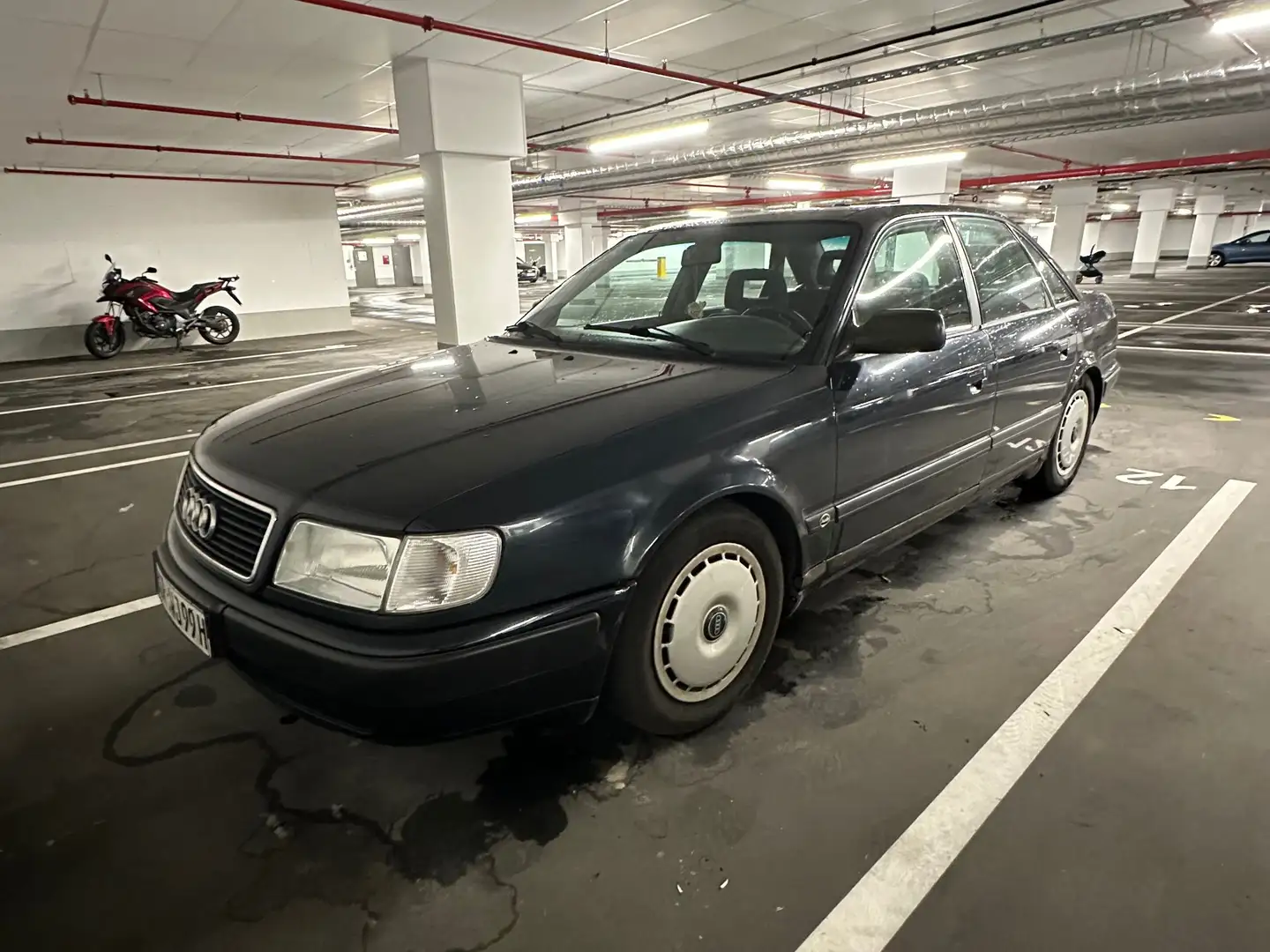 Audi 100 100 2.0 E Bleu - 1