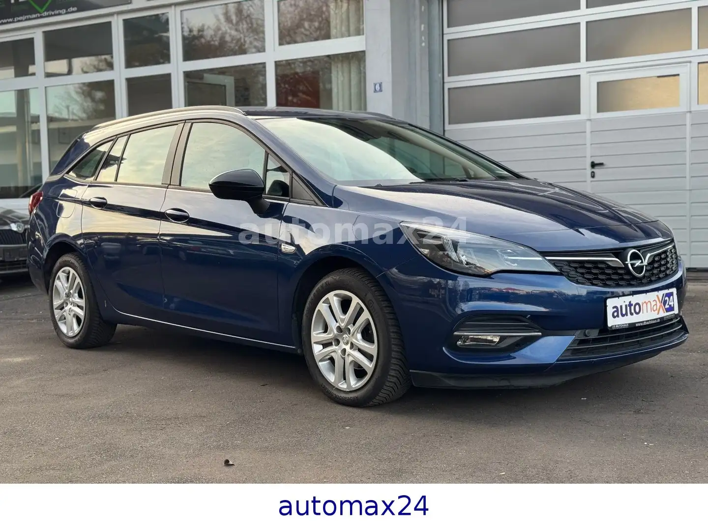 Opel Astra K Sports Tourer Edition Start/Stop Bleu - 1