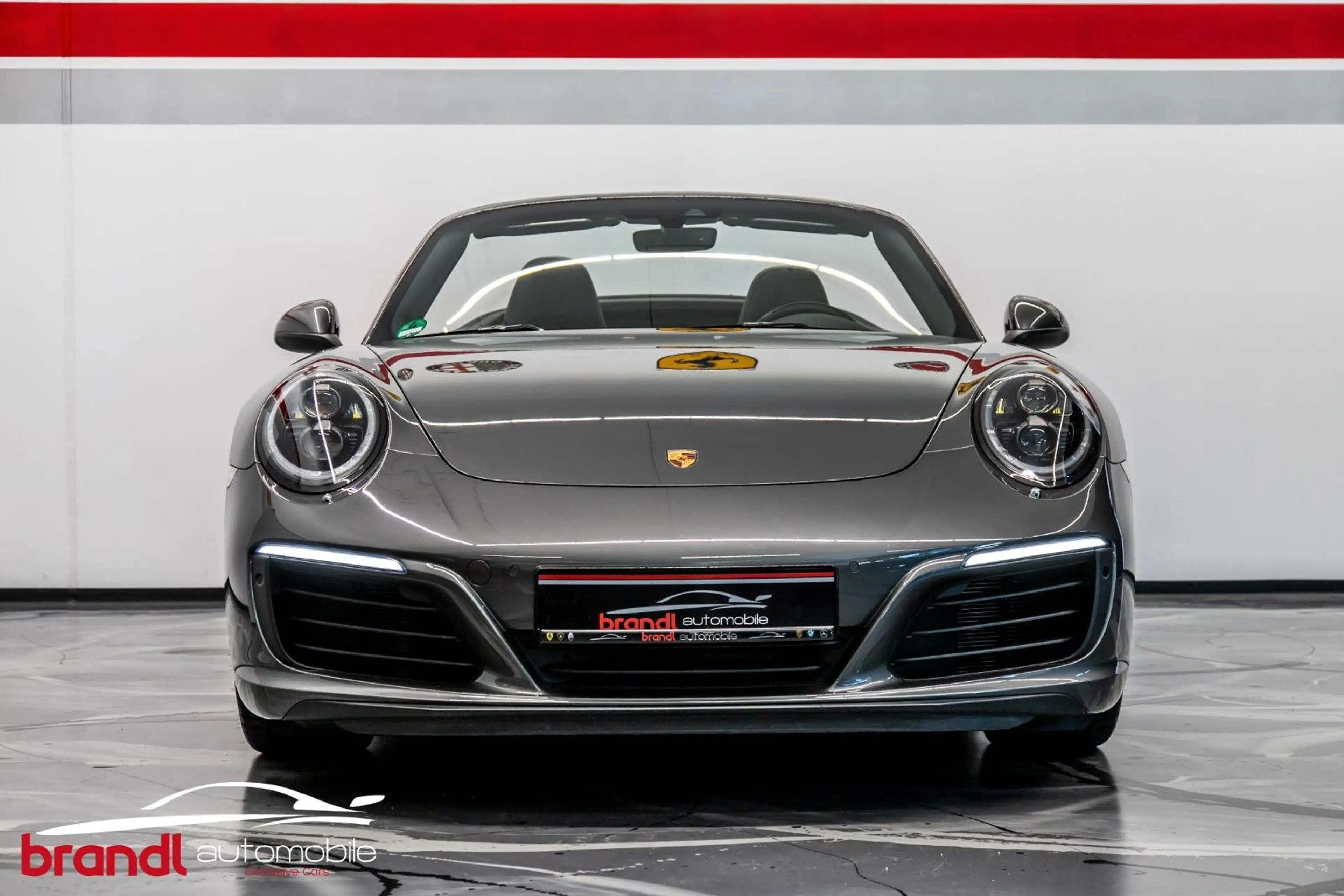 Porsche 991 .2 Carrera Cabrio /DE / Sport AGA / Vollleder — photo 7